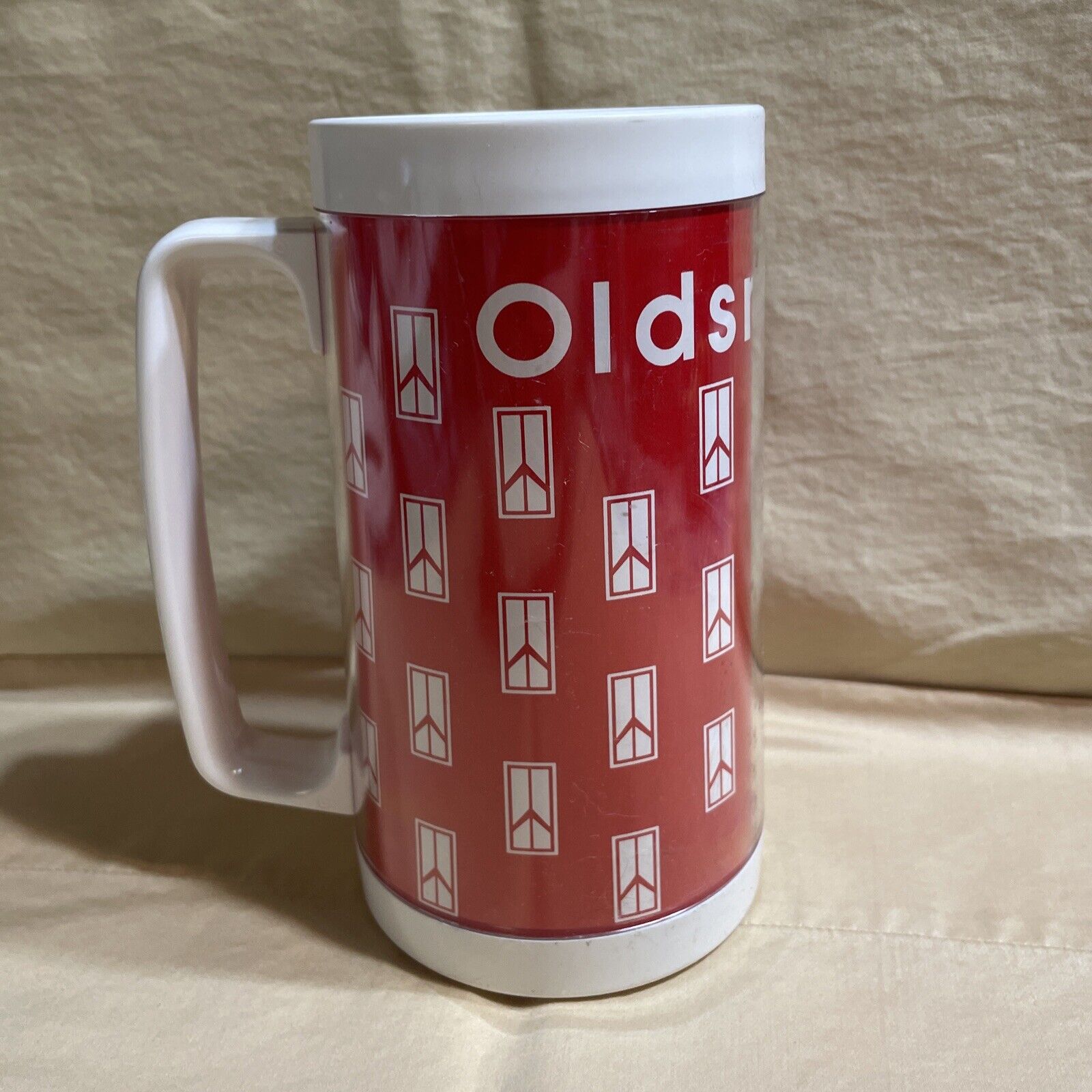 Vintage Oldsmobile Collectible Plastic Mug Beer Stein White & Red Rare