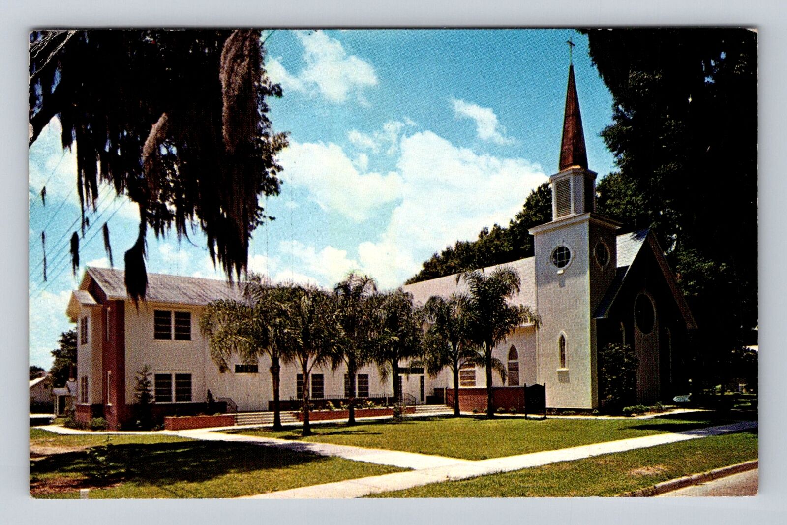 Dade City FL-Florida, First Methodist Church, Religion, Vintage c1960 Postcard