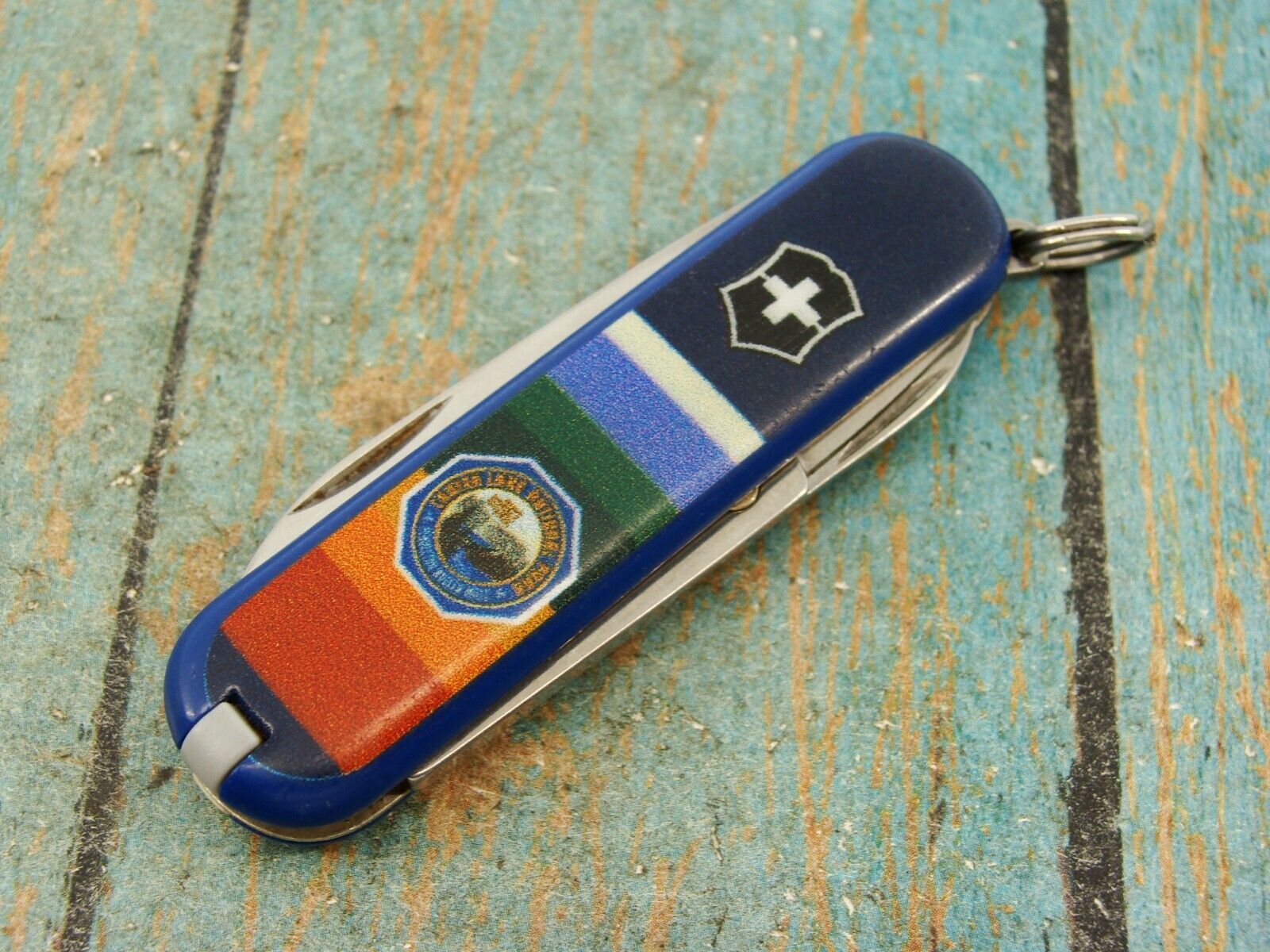 LIMITED VICTORINOX PENDLETON ADVERTISING CLASSIC SWISS ARMY POCKET KNIFE KNIVES