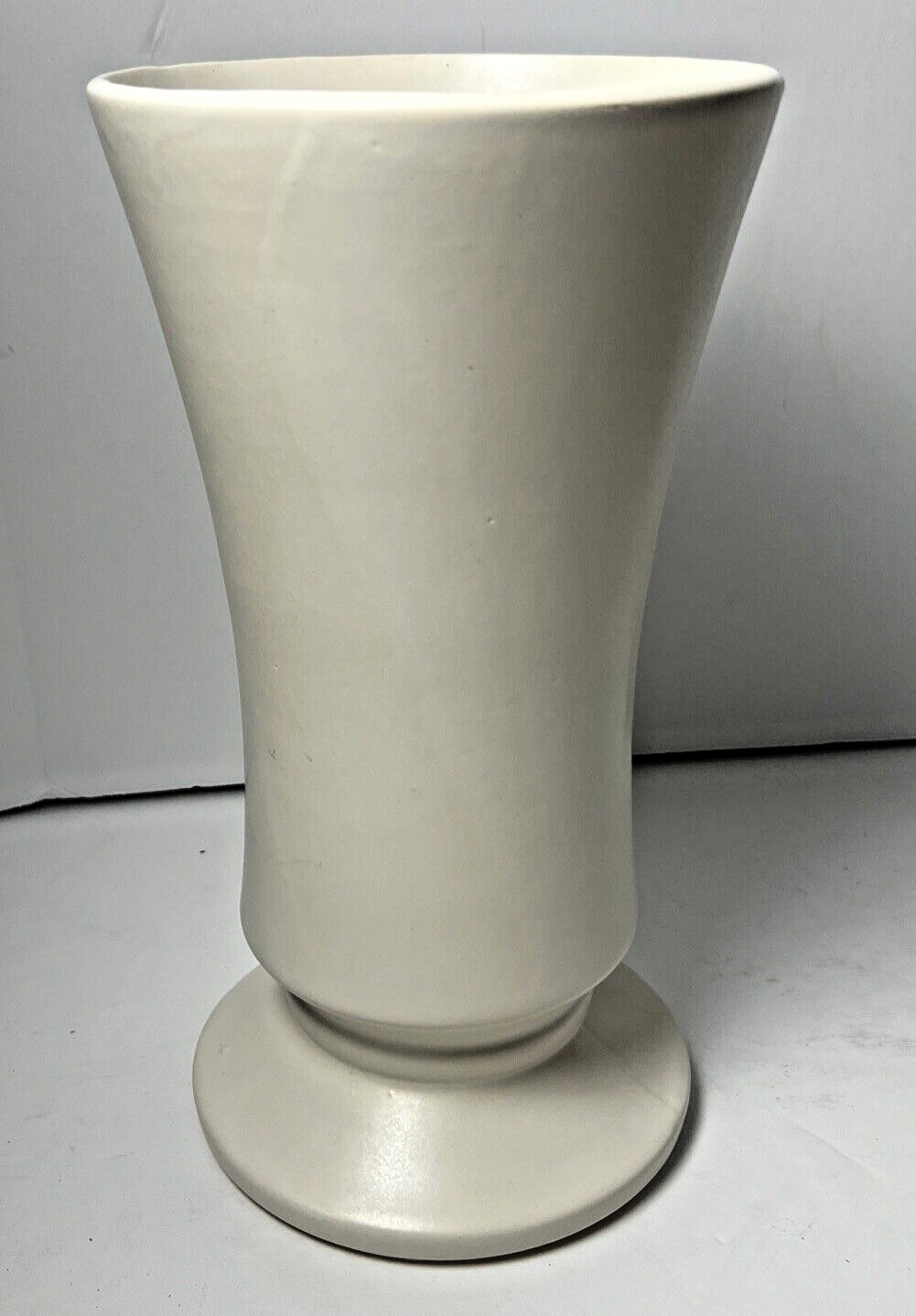 Vintage McCoy Floraline White Pedestal Vase 482 Pottery 11.5” USA Made