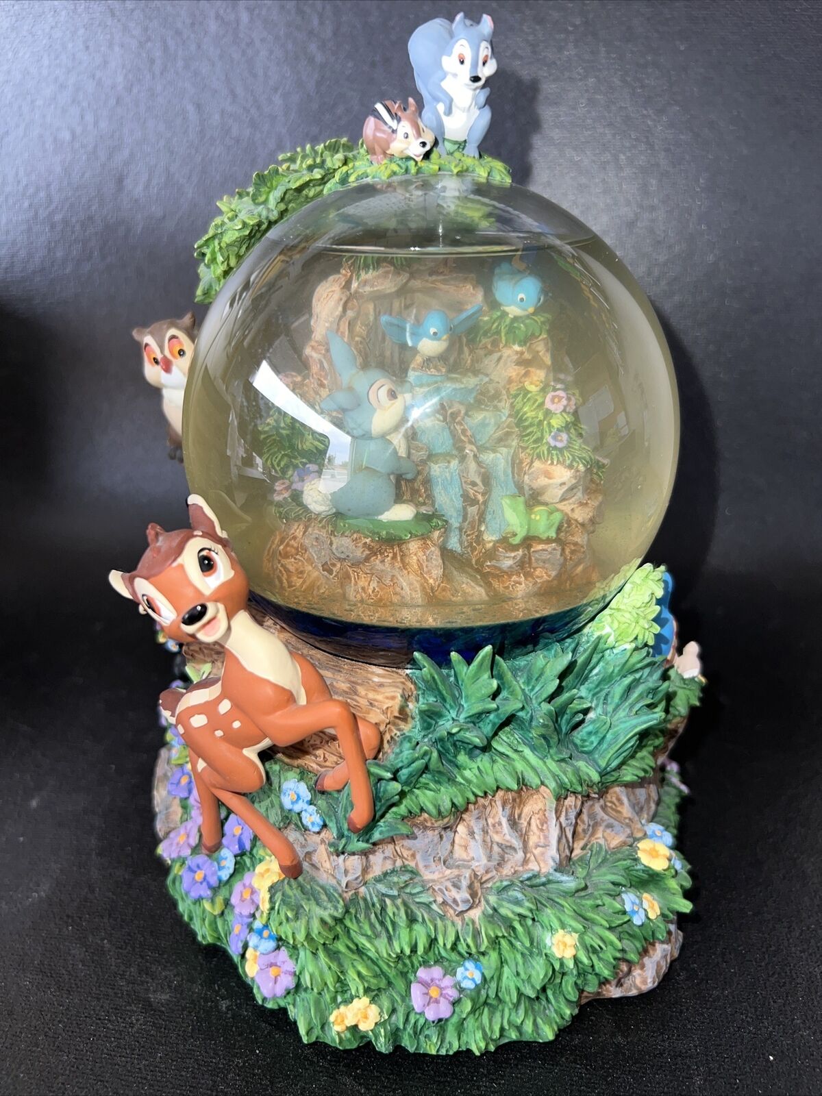 Disney Store Bambi Large Musical Snow Globe (Plays Little April Showers) Read