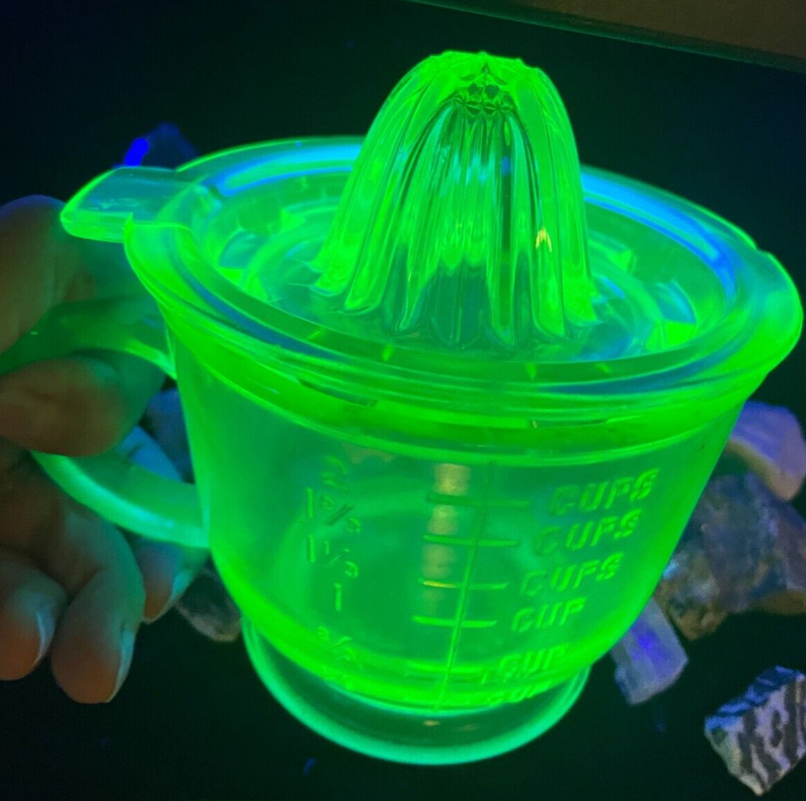 Vintage Green Uranium Vaseline Depression Glass 2 Cup Measuring Juicer Reamer