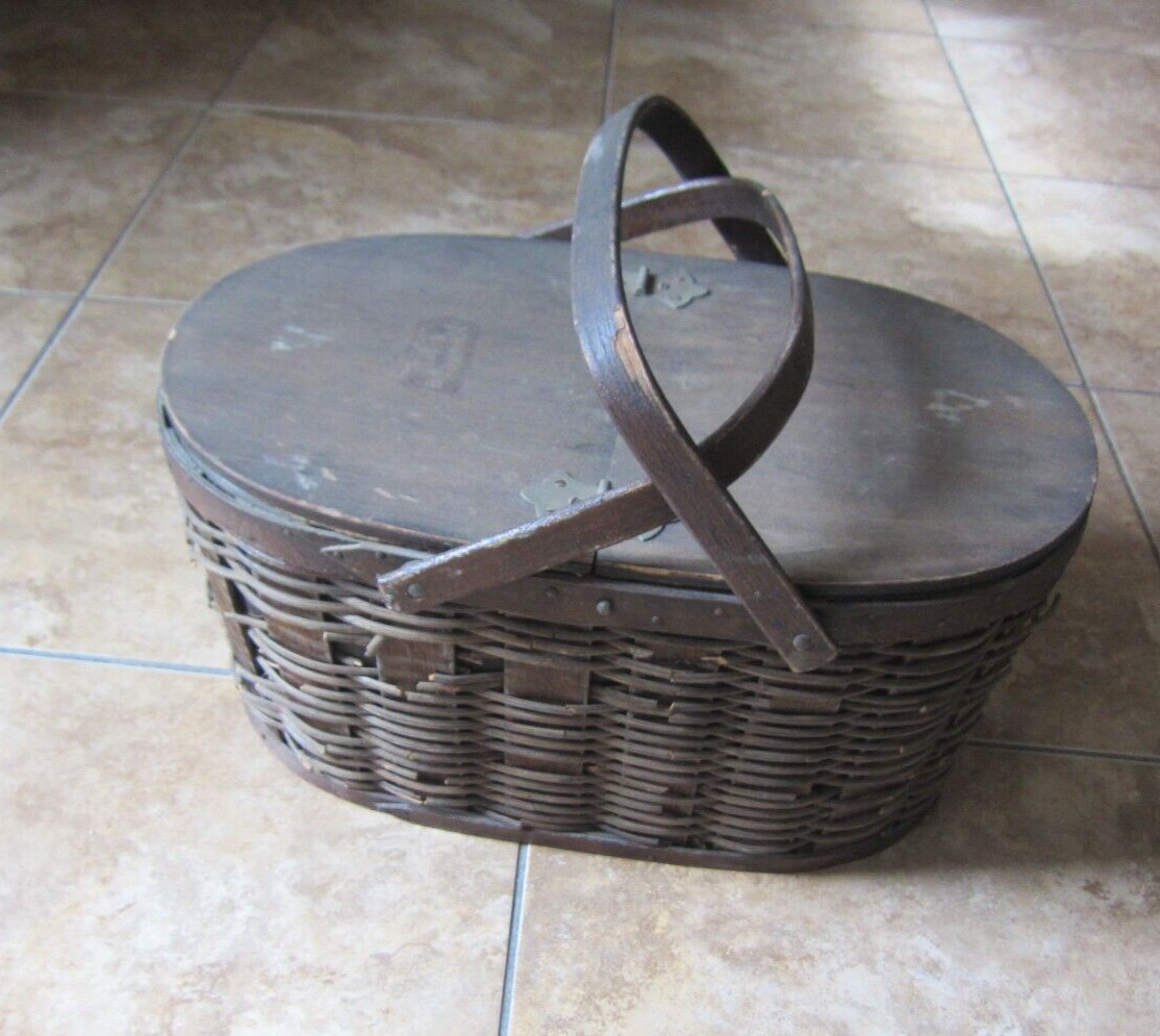 Antique HAWKEYE Tin Lined Refrigerator Picnic Basket