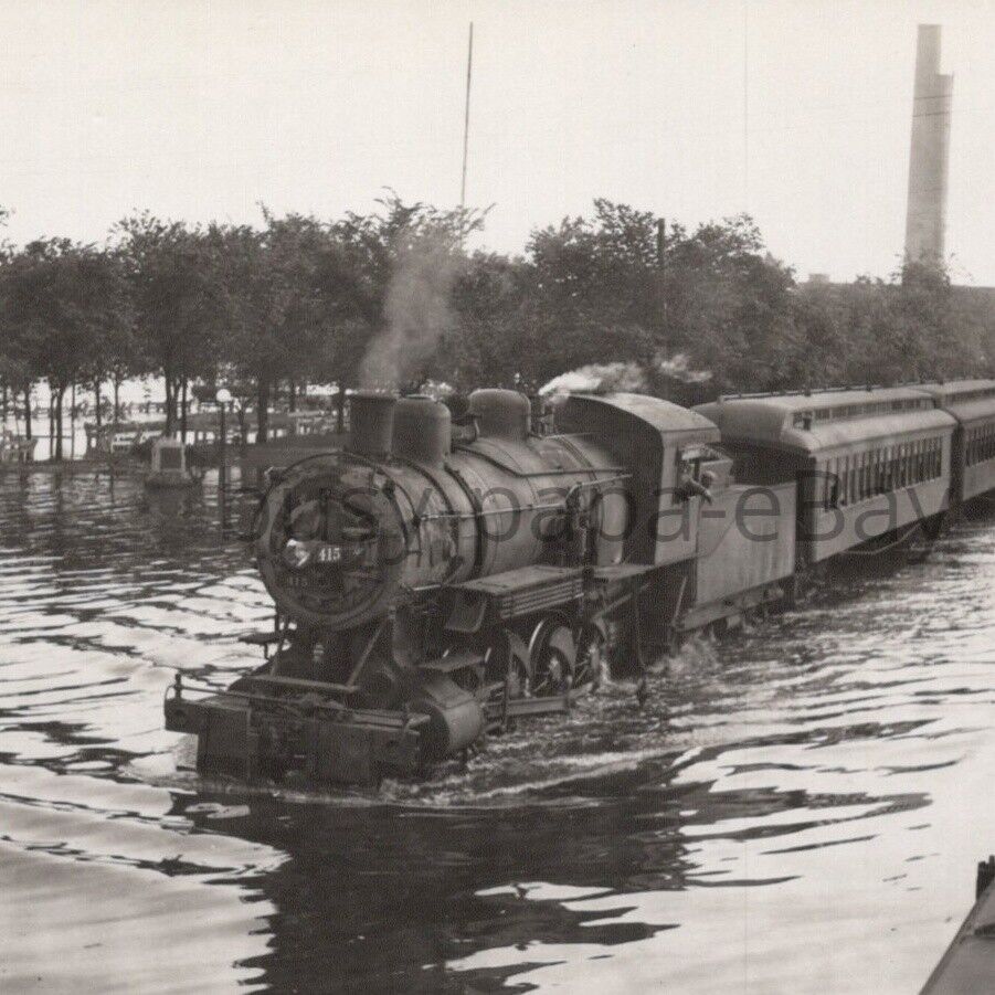 1933 PPC Rock Island Lines Locomotive 2-8-0 # 415 Peoria Illinois Flood Postcard