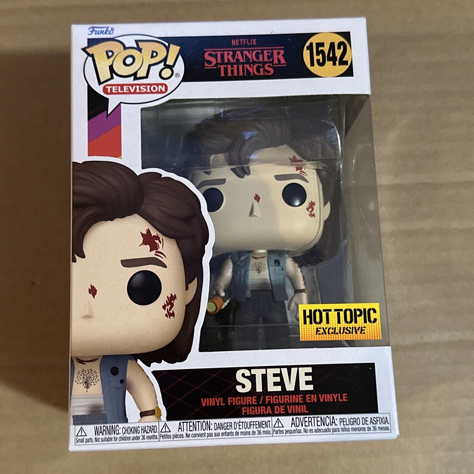 Funko POP  Steve Bloody Stranger Things Hot Topic Exc #1542 W/ Protector