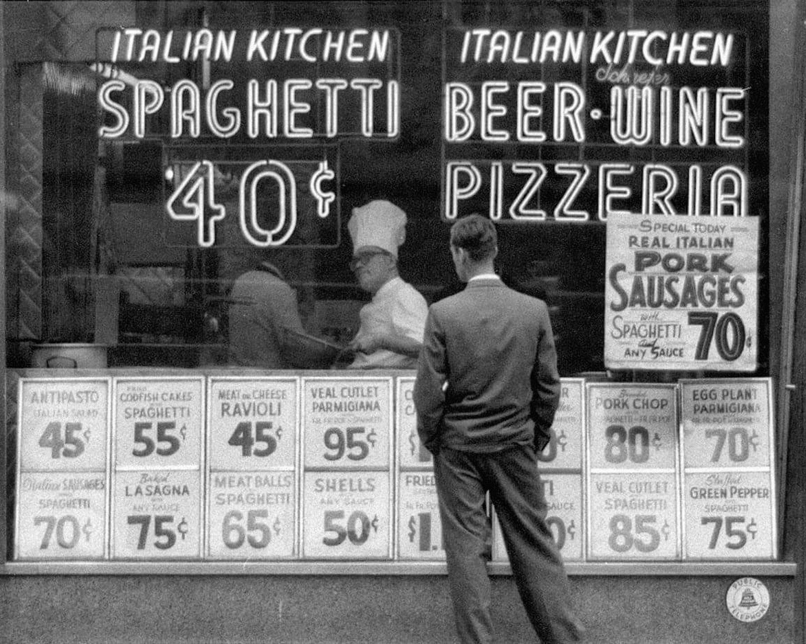  1956 HELL'S KITCHEN Italian Kitcken Restaurant PHOTO  (211-K)