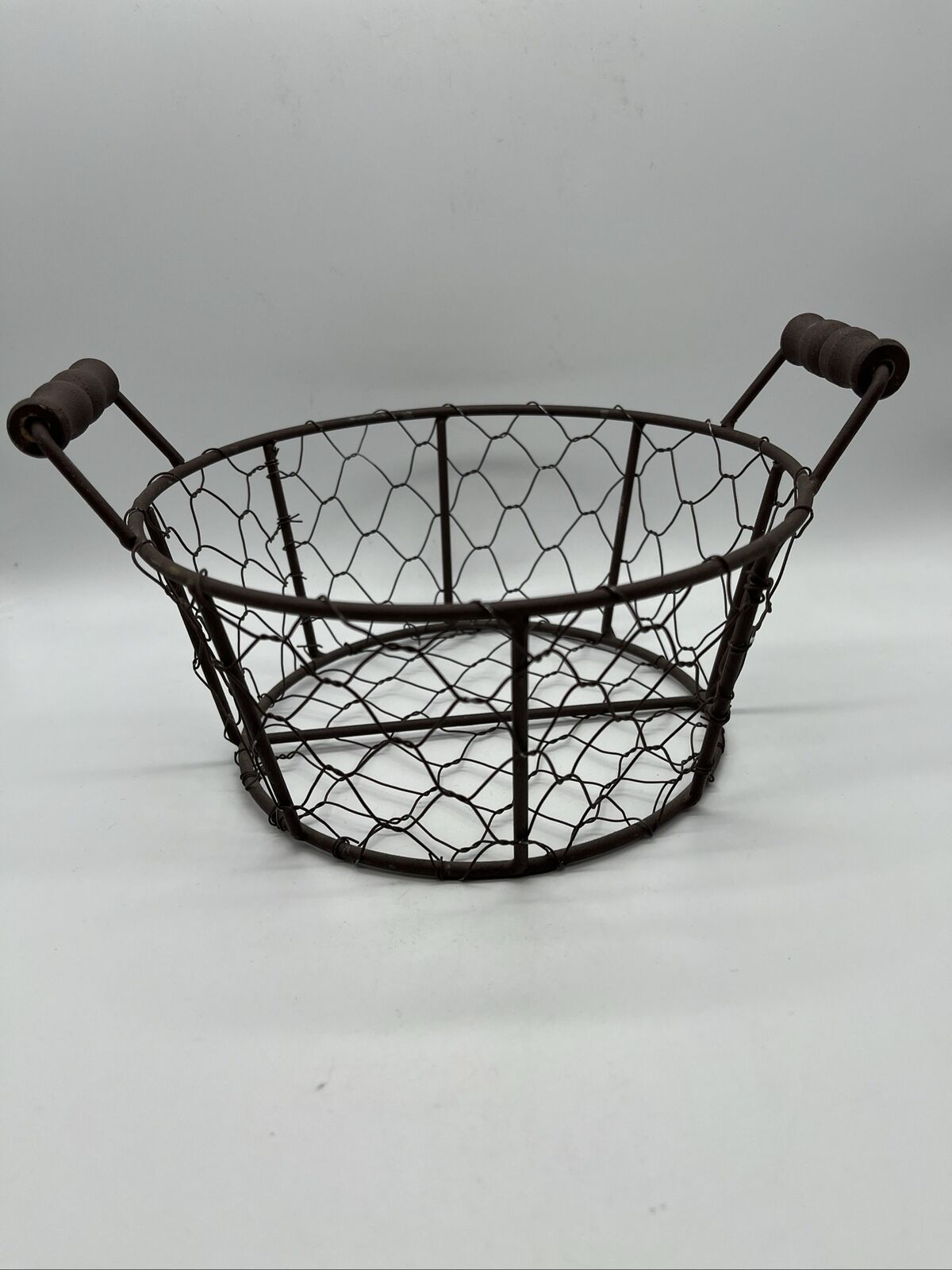 Metal Chicken Wire Basket W Wood Handles 3”x7” Farmhouse Decor