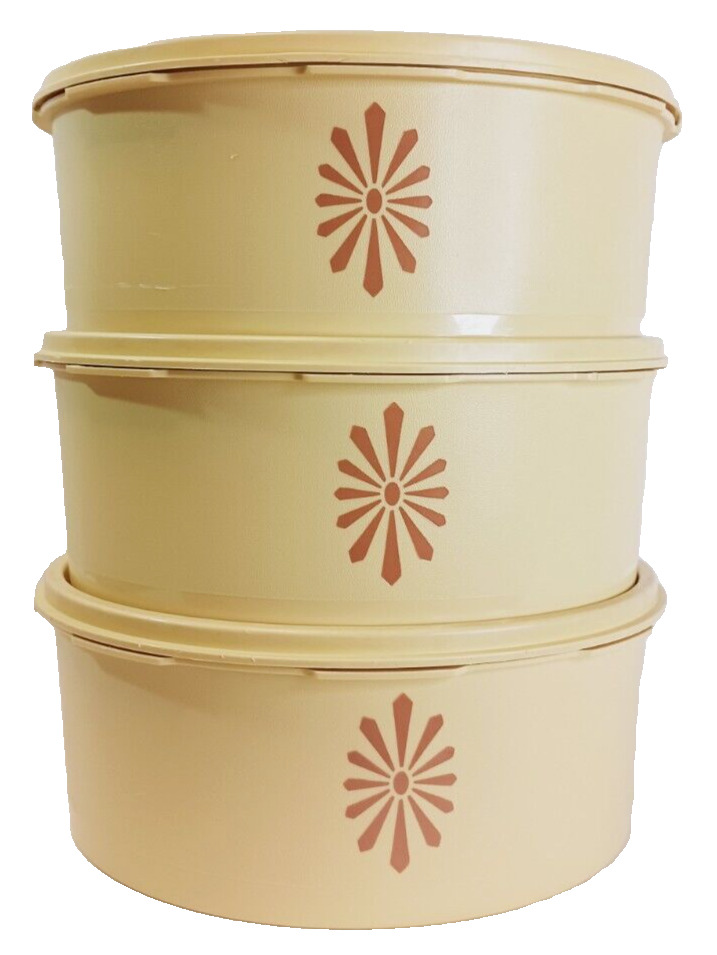 Vintage Tupperware Servalier Containers. Daisy Yellow 7.25x3 Sunburst Set Of 3