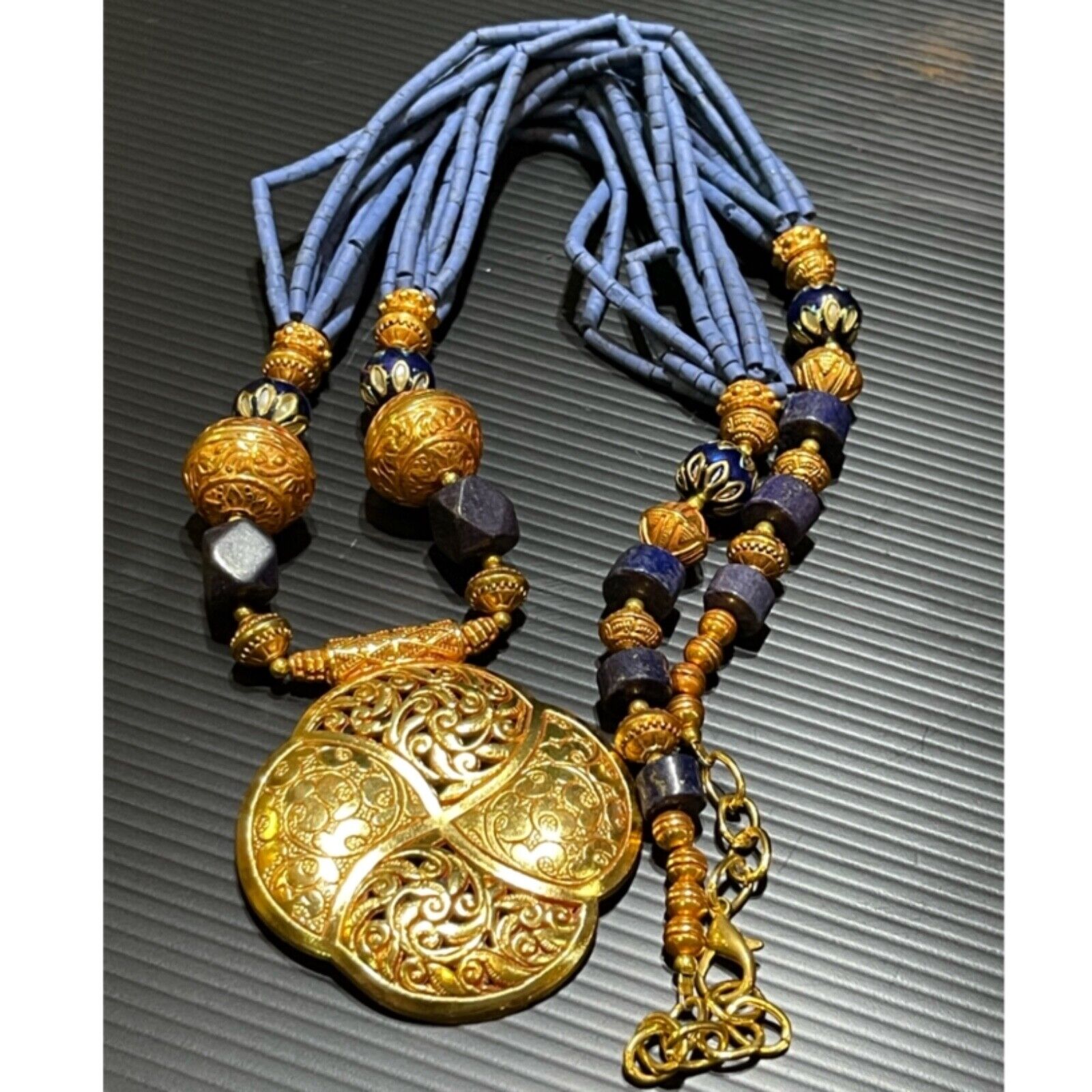 unique vintage Silver Gold Plated Wonderful Lapis & turquoise necklace 167 gr 