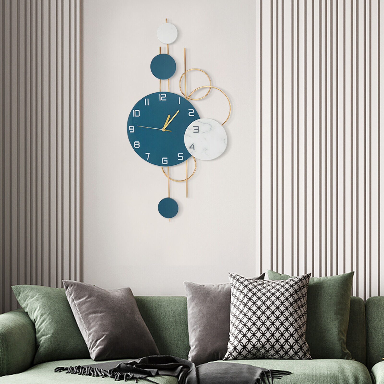 Modern Wall-mounted Wall Clock Battery Operated Wall Clock Metal for Decoration 