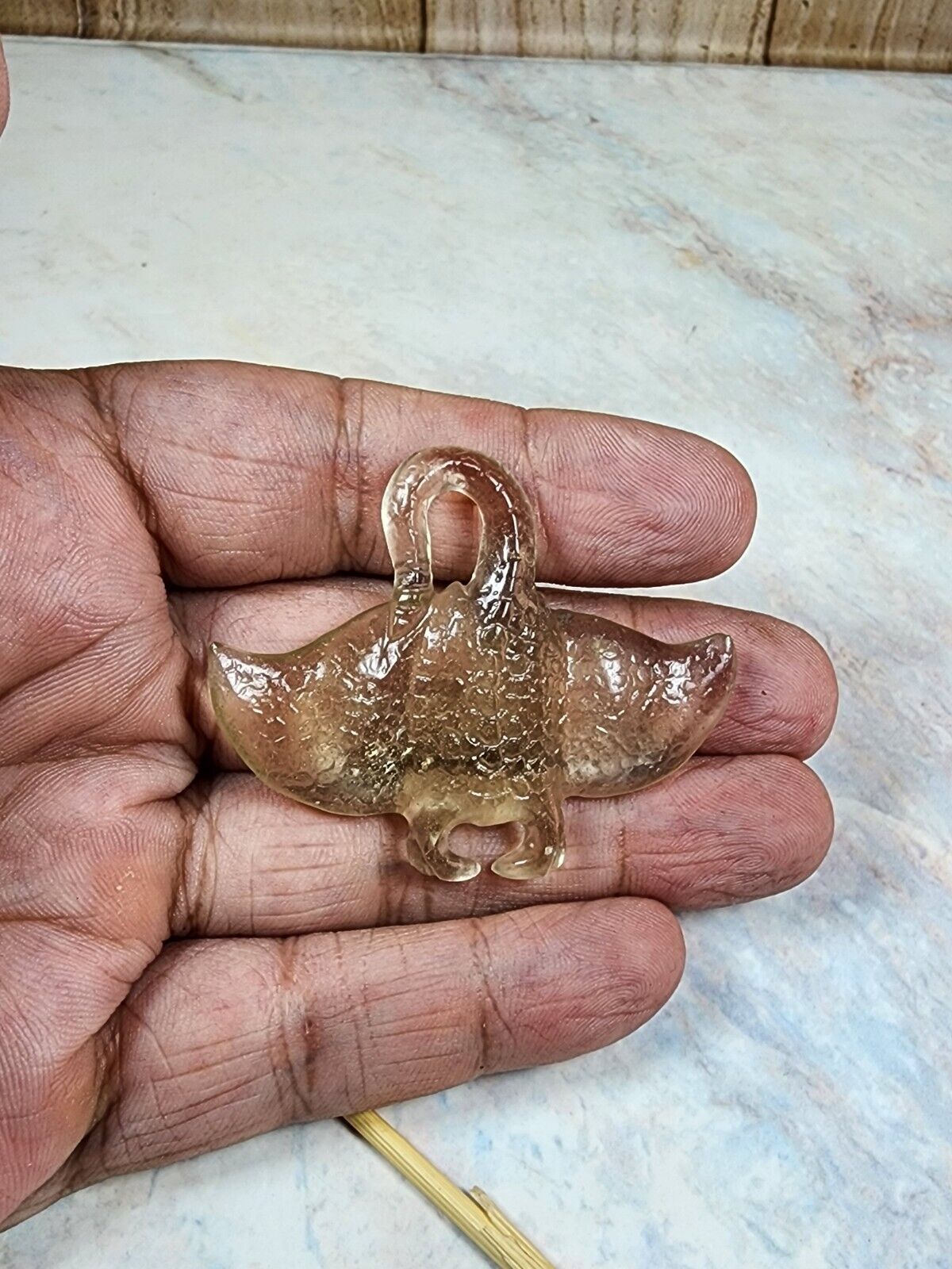 Libyan desert glass Manta rays / Manta rays Carving / Libyan Tektite . 58.30CT