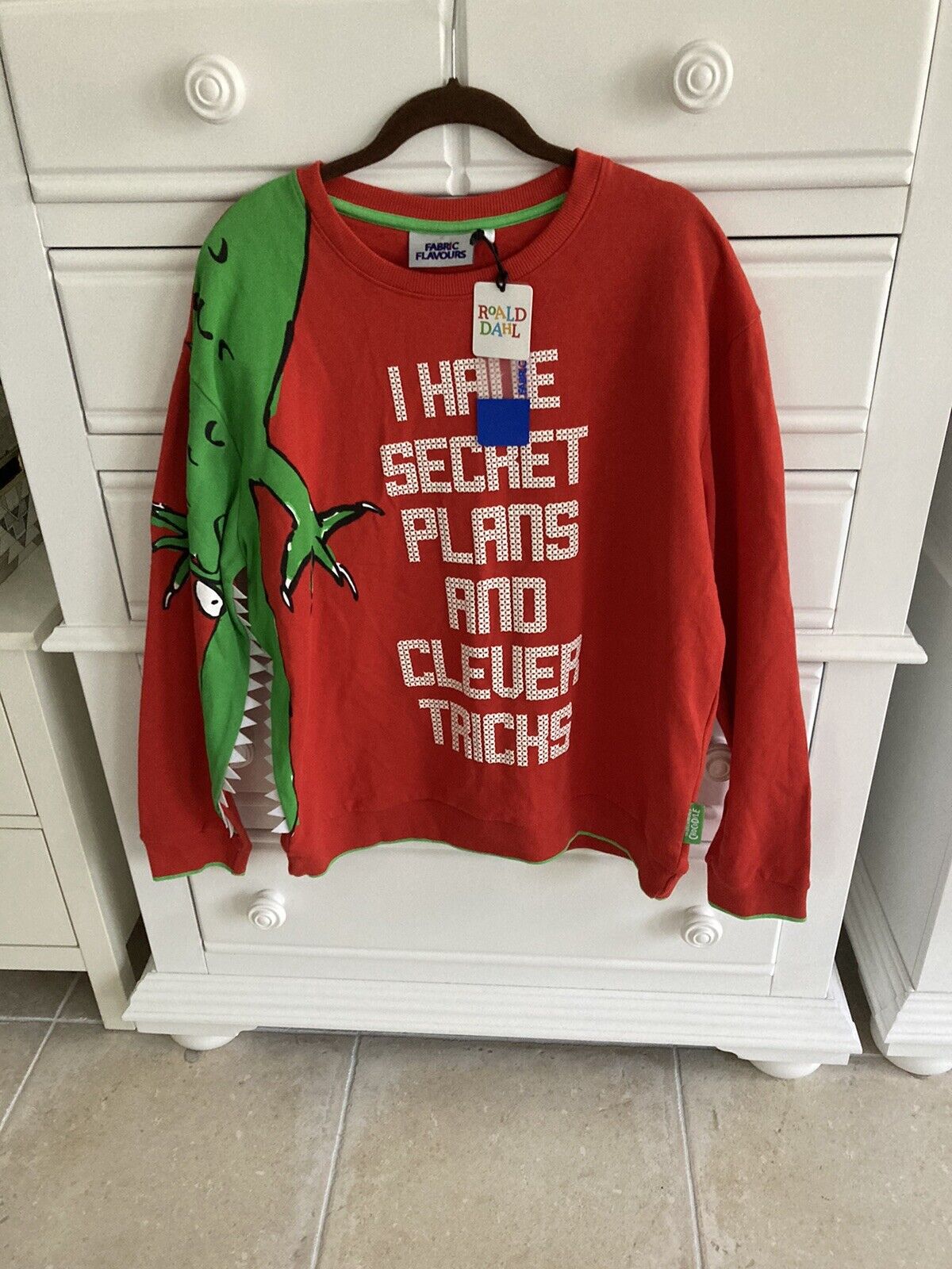 RARE Christmas Sweater Sweatshirt Roald Dahl THE ENORMOUS CROCODILE Unisex XL