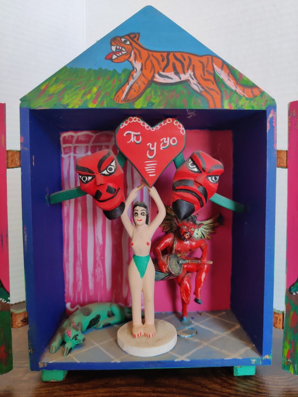 Vintage Amor Diablo Devil Diorama Hell Handmade / Painted Mexico Folk Art Love 