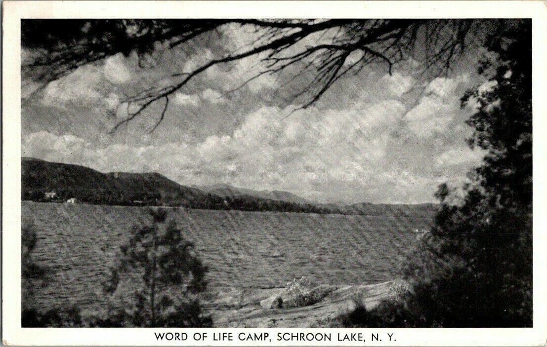1950\'S. SCHROON LAKE, NY. WORD OF LIFE CAMP. POSTCARD U18