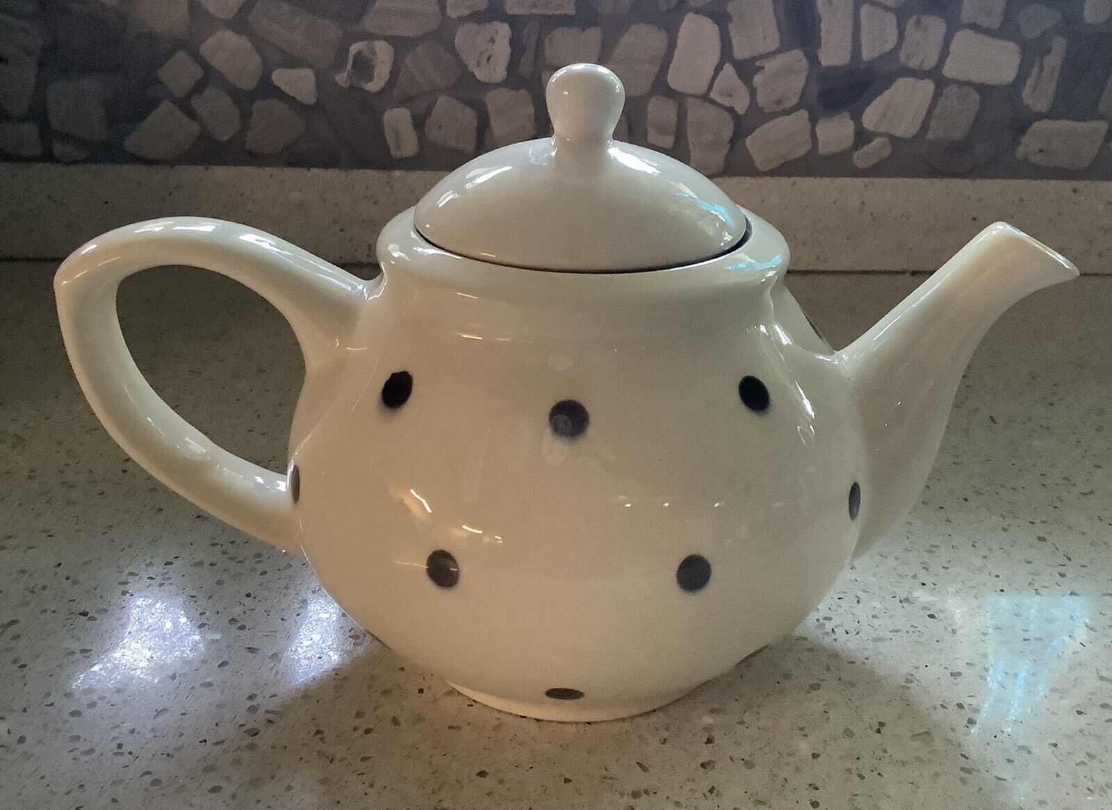 Vintage TERRAMOTO SAN FRANCISCO Ceramic Teapot Polka Dots 