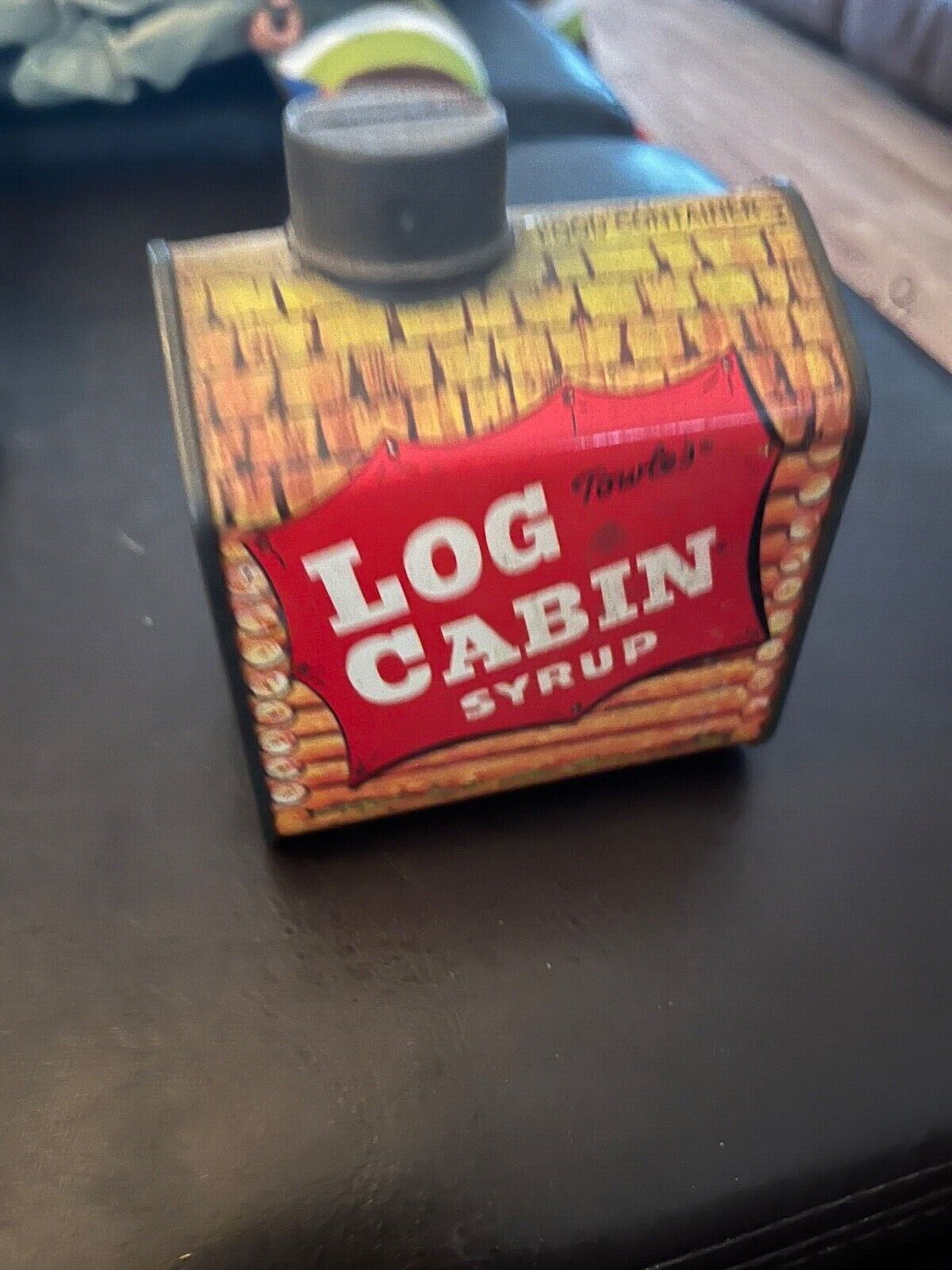 🔥Vintage Log Cabin Towle's Bank Tin.