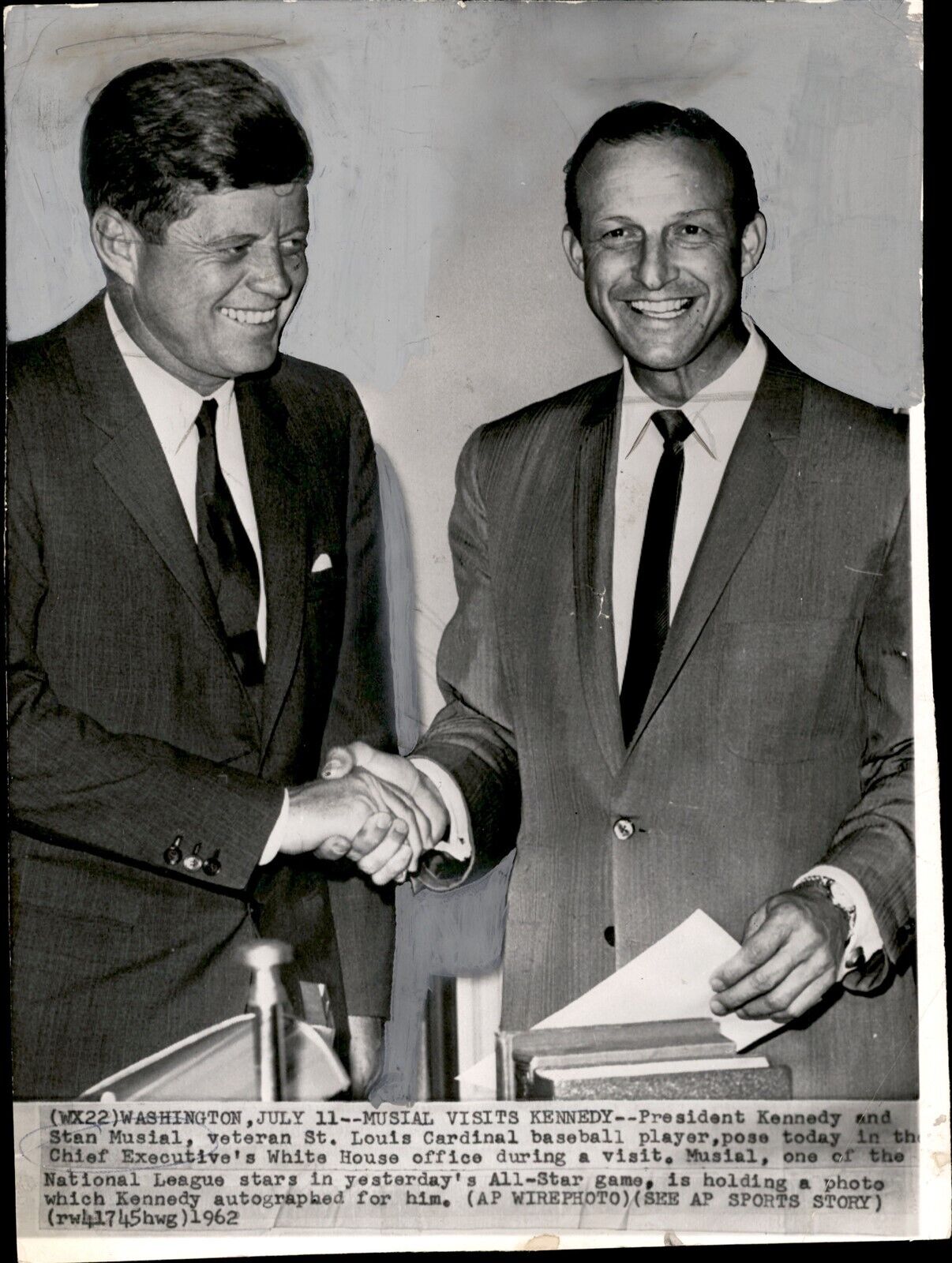 LD292 1962 Wire Photo CARDINALS STAN MUSIAL VISITS PRESIDENT KENNEDY WHITE HOUSE