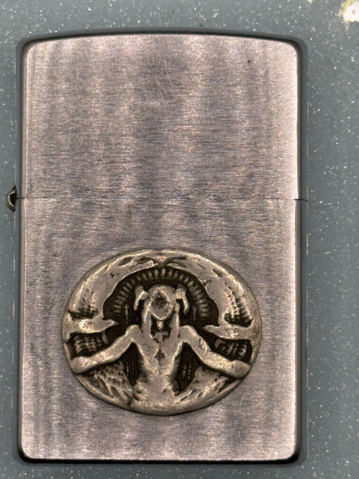 Vintage 2003 Vintage Indian Chief Emblem Chrome Zippo Lighter