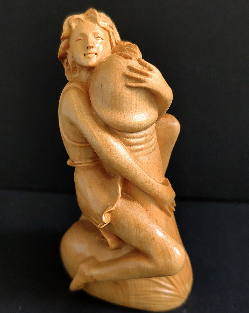 8X3X2.5 CM Hand Carved Boxwood Figurine Netsuke - Lady and Ding Ding EROT