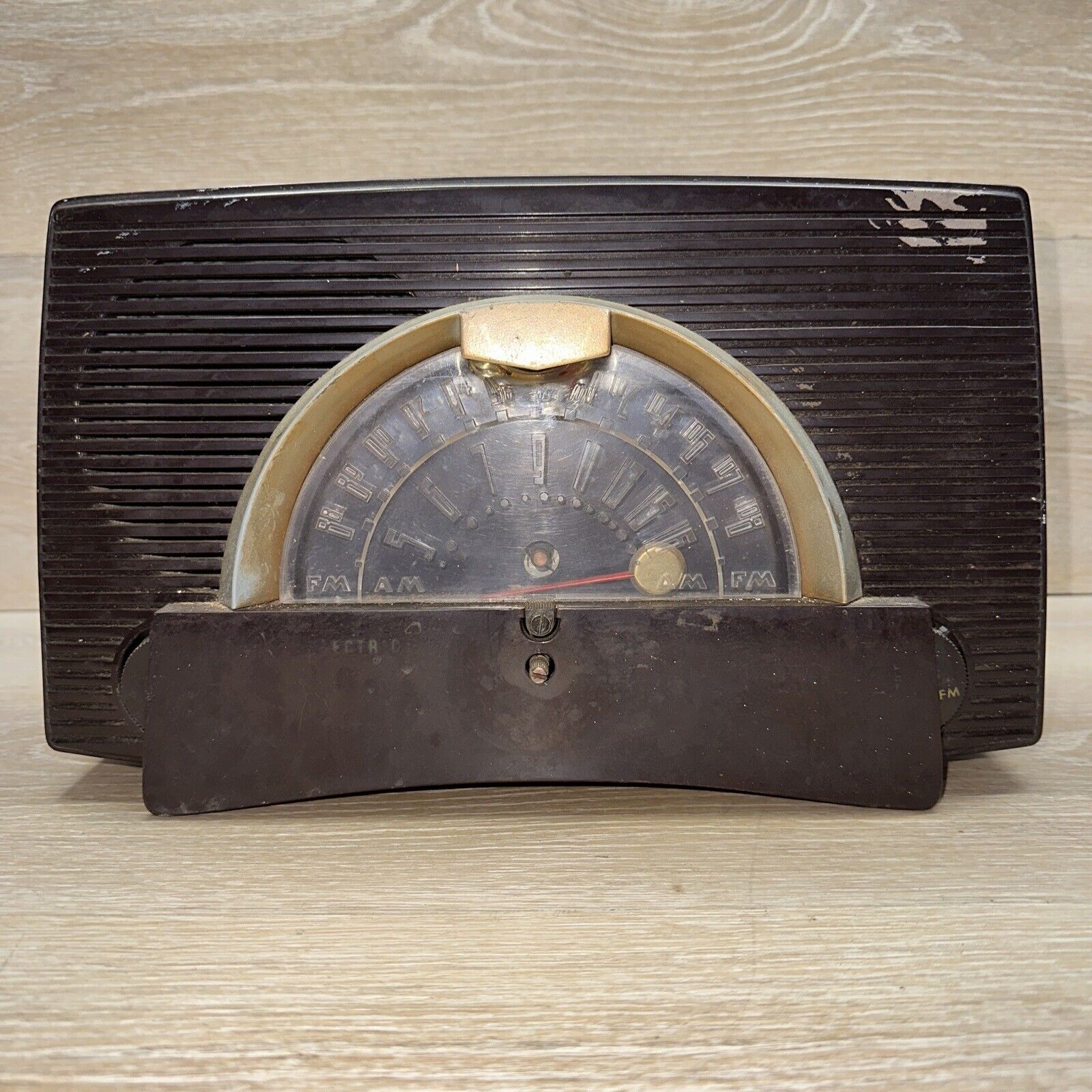 Original 1951 GE General Electric Model 409 Vacuum Tube AM-FM Radio Restoration