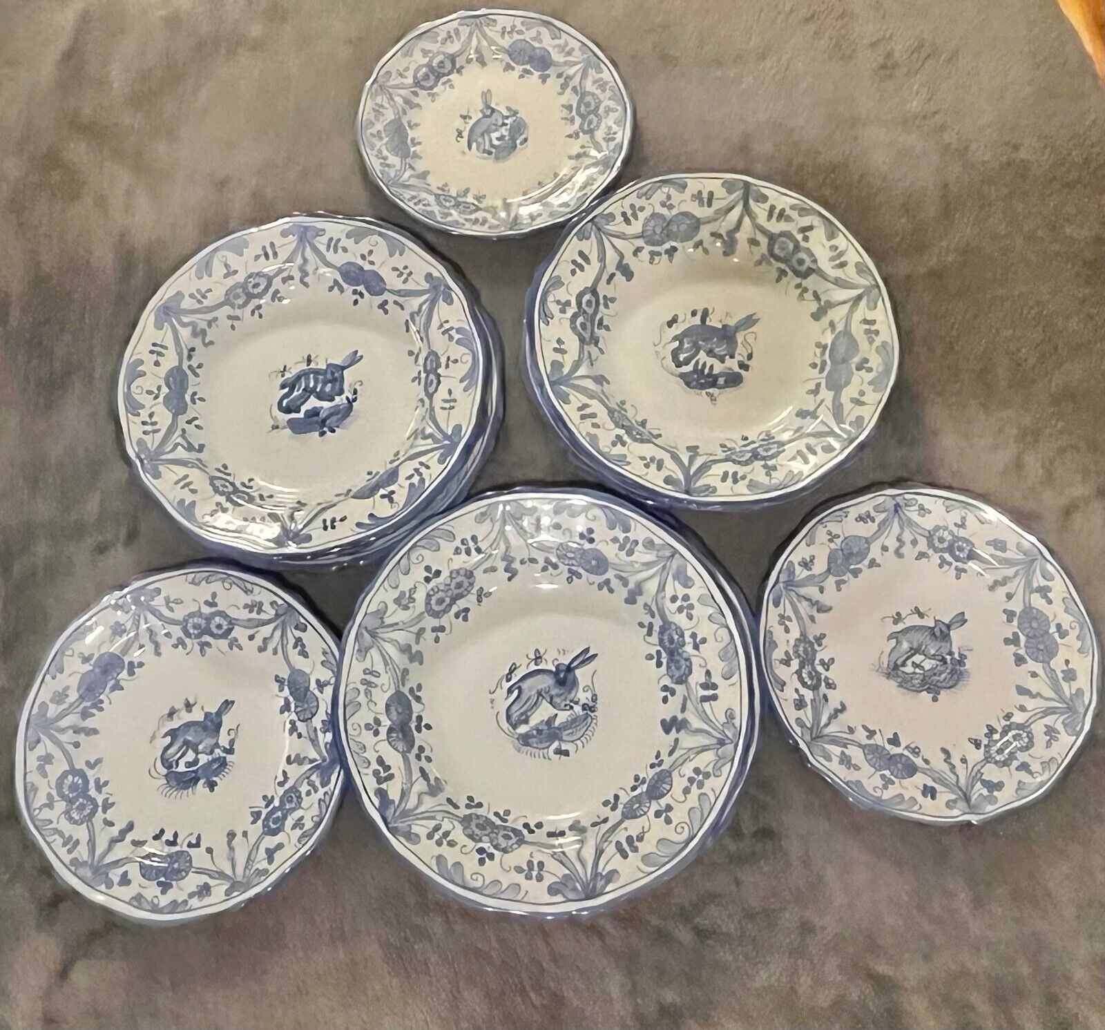 9-Piece set of Grazia Deruta blue porcelain. Rabbit design