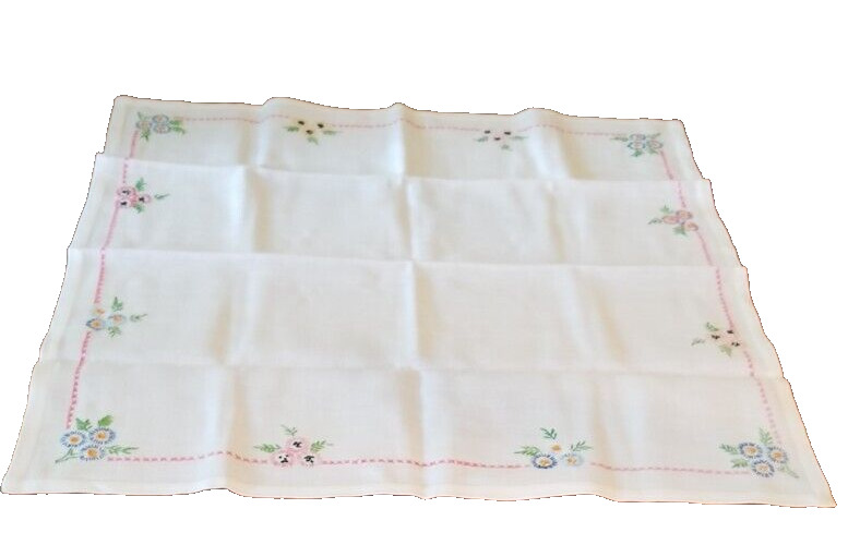 Embroidered & Cross Stitch Flowers White Cotton Tablecloth Vintage 30\
