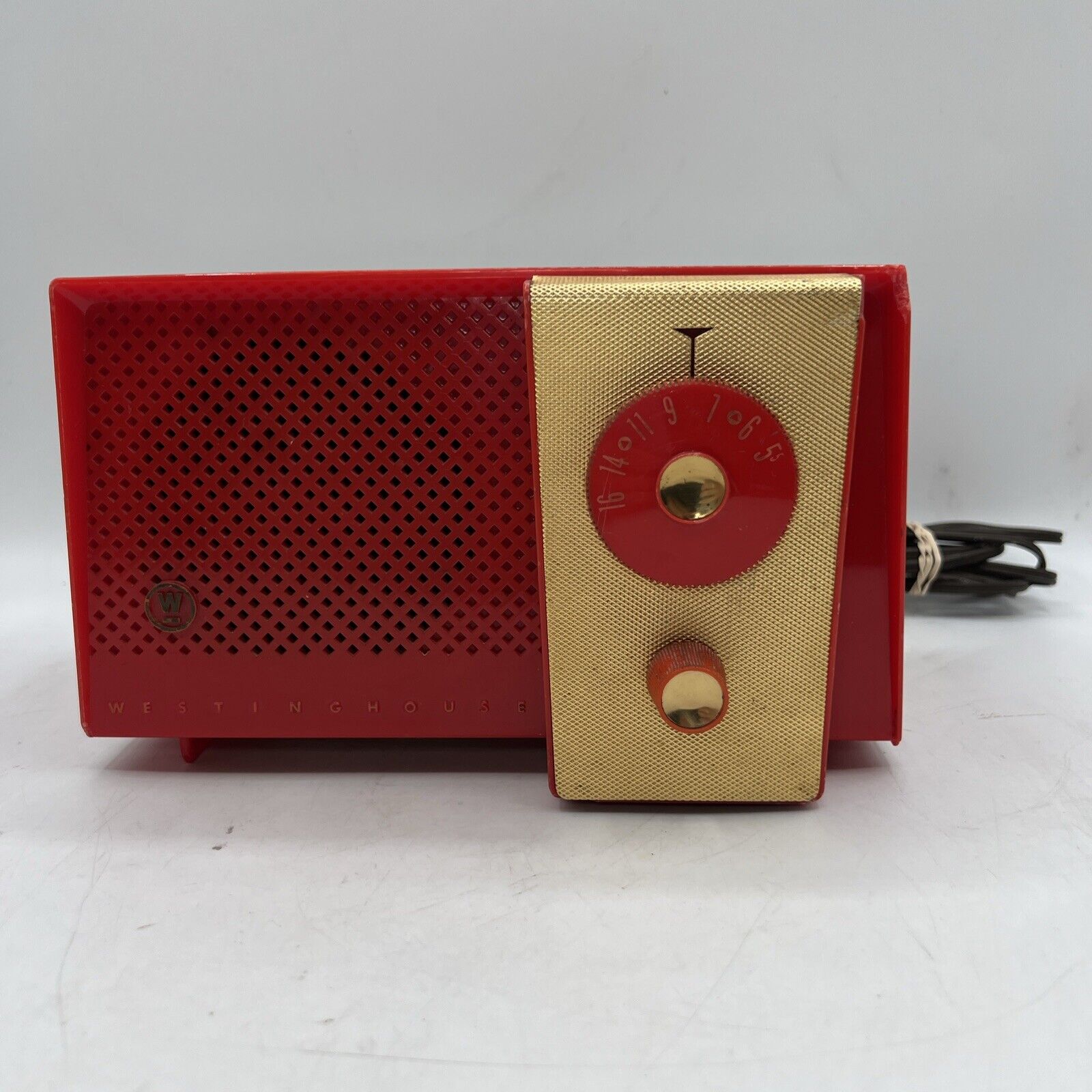 Vintage 50’ Westinghouse Model H-577T4 Plastic Tube Radio Bright Red Tube Radio