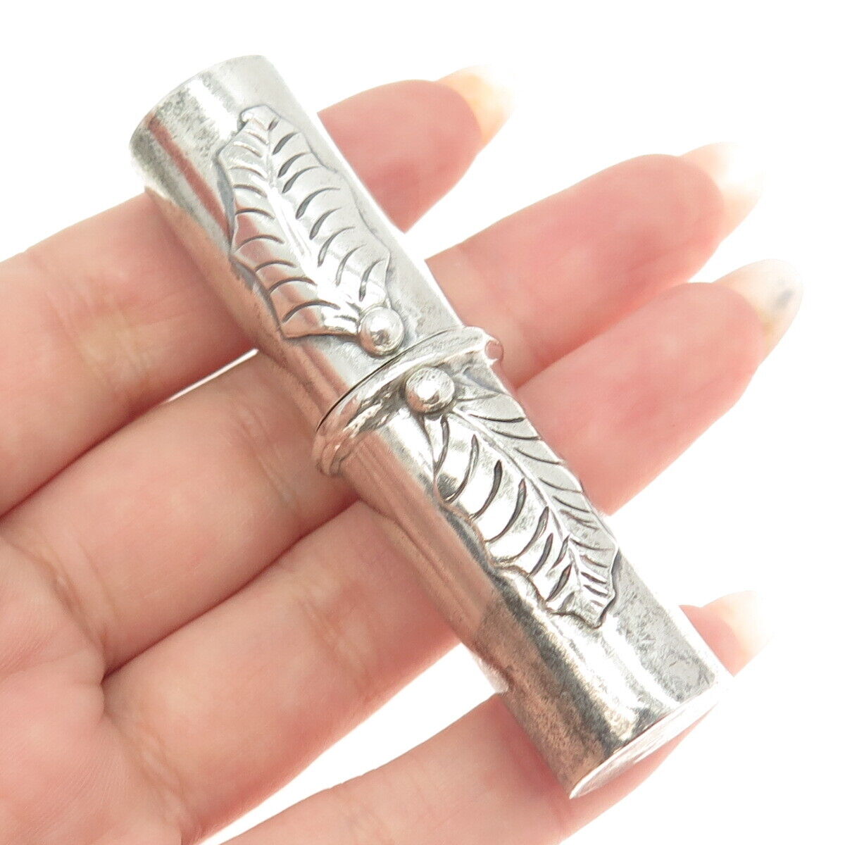 LA PLATERO Old Pawn 925 Sterling Silver Southwestern Feather Scroll Tube