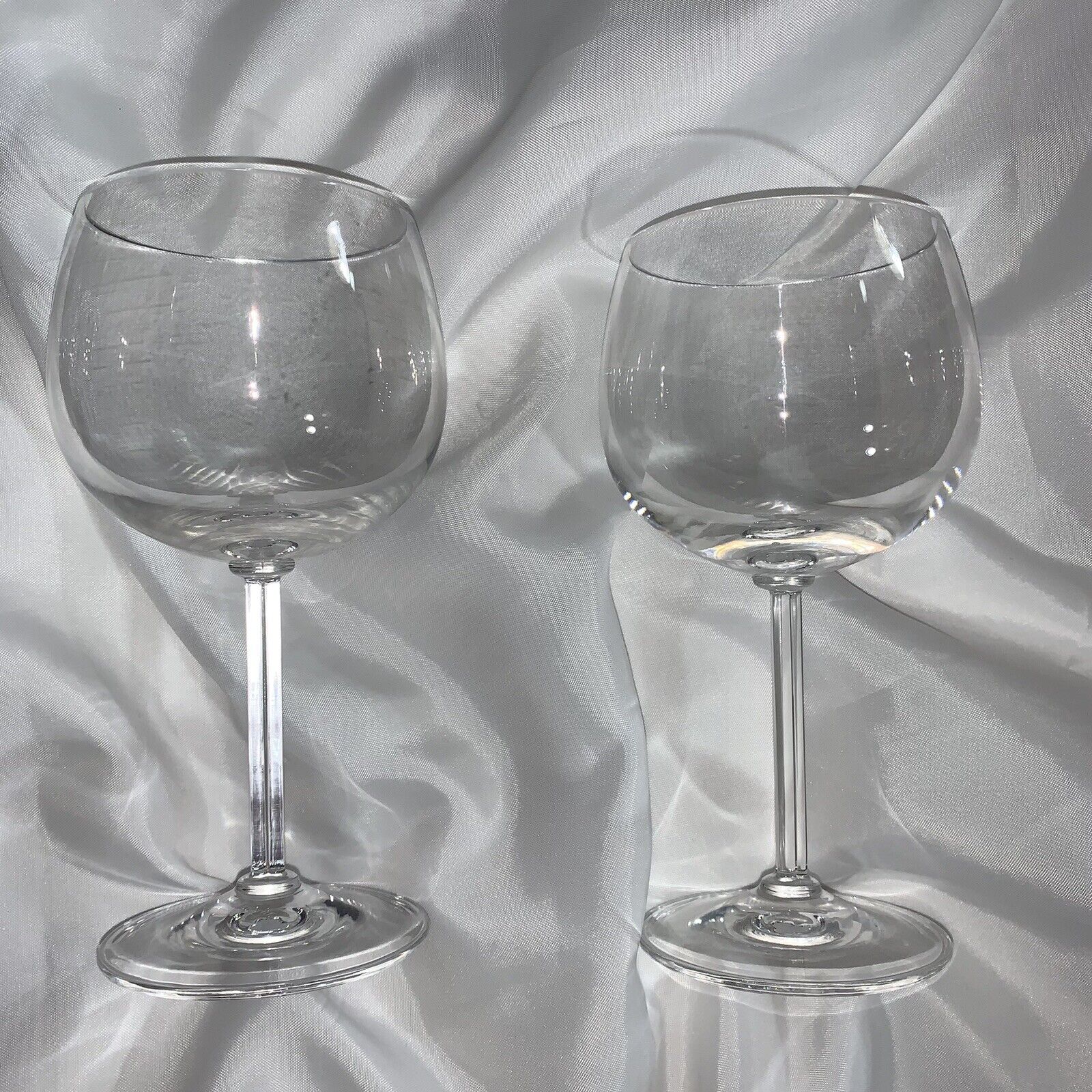 pre-loved authentic TIFFANY & CO.  mouth blown WINE GLASS PAIR excellent cond