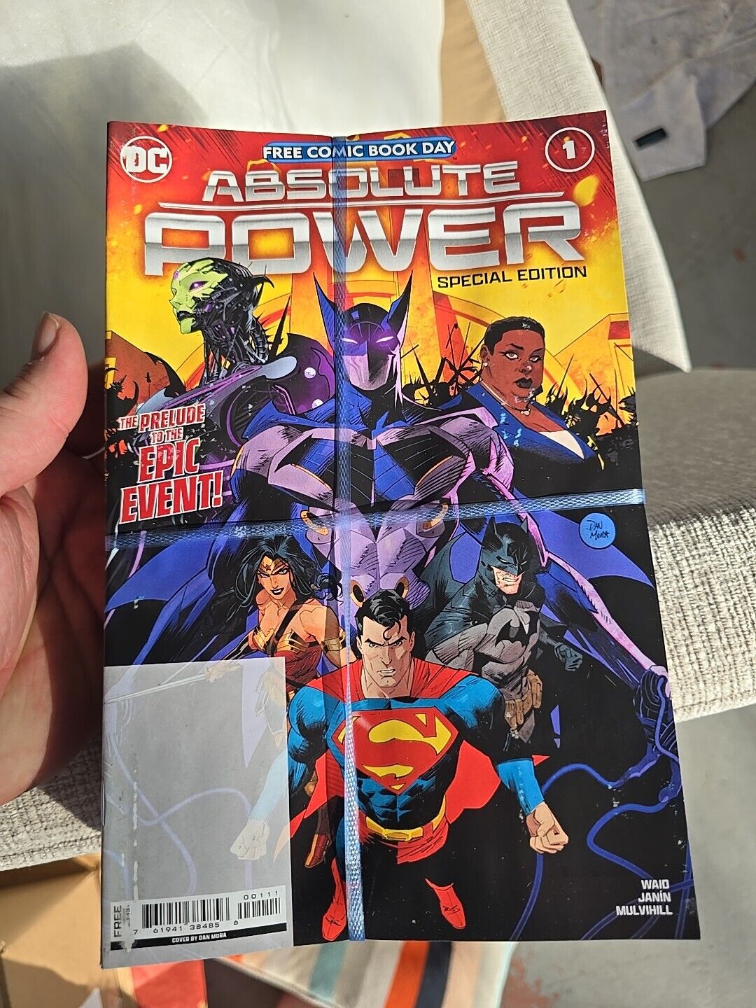 FCBD 2024 DC ABSOLUTE POWER SPECIAL EDITION 1. Pack Of 25
