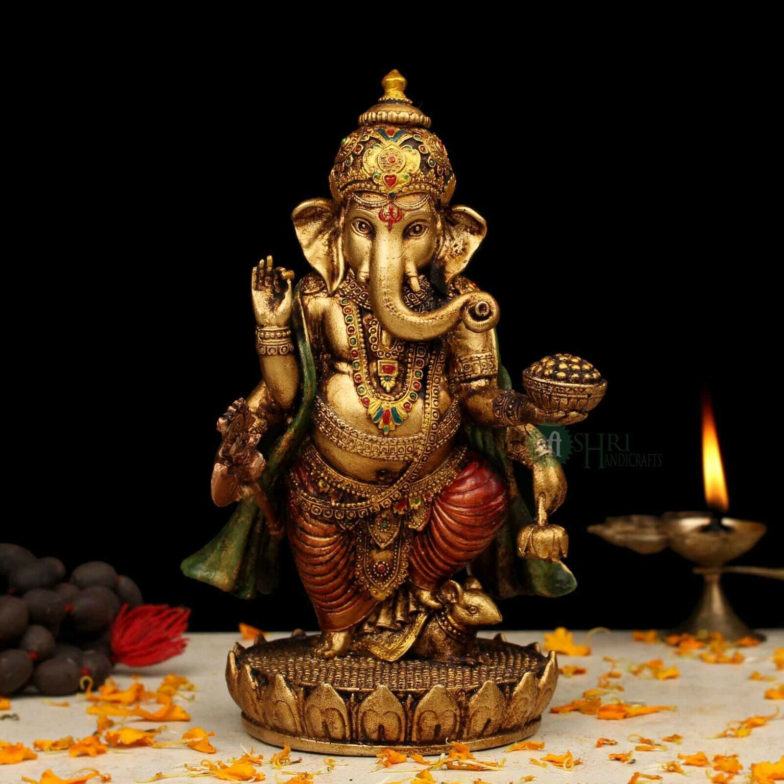Lord Ganesha Statue Gold Resin God Hindu Elephant Sculpture Good Luck Home Decor