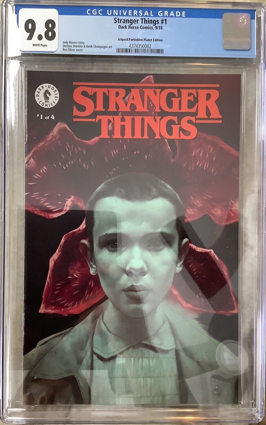 Stranger Things 1 CGC 9.8 Dark Horse Jet Pack / Forbidden Planet 2018 Comic