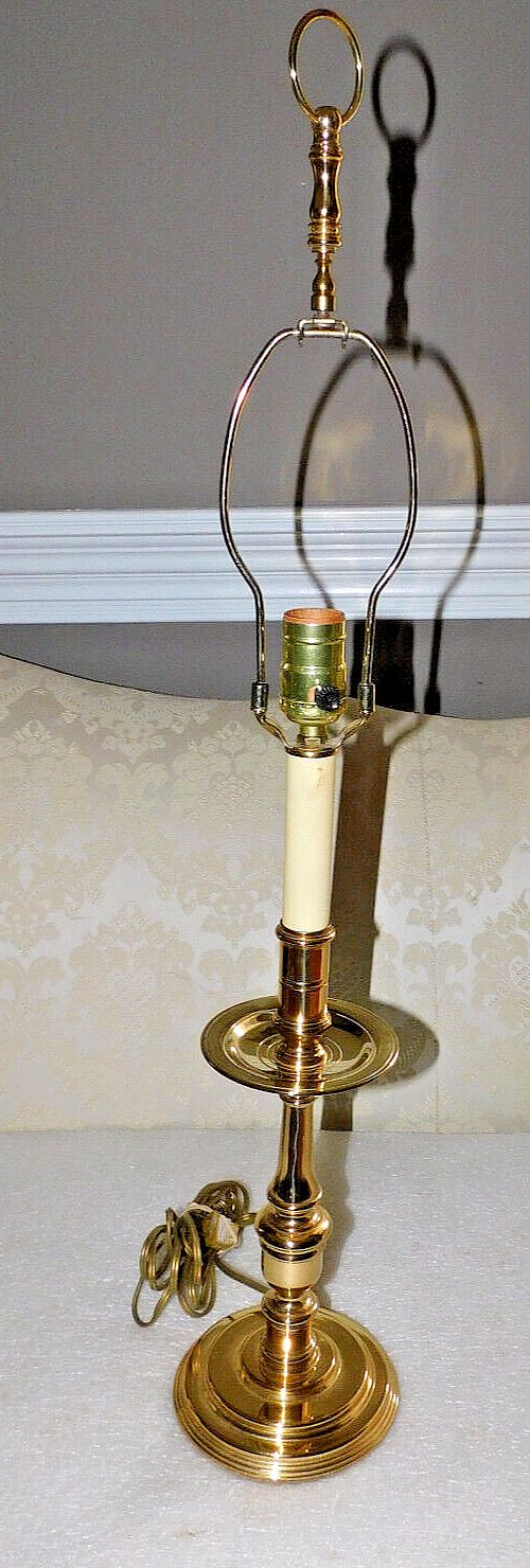 COLONIAL WILLIAMSBURG STYLE BALDWIN BRASS CATHEDRAL CANDLESTICK LAMP