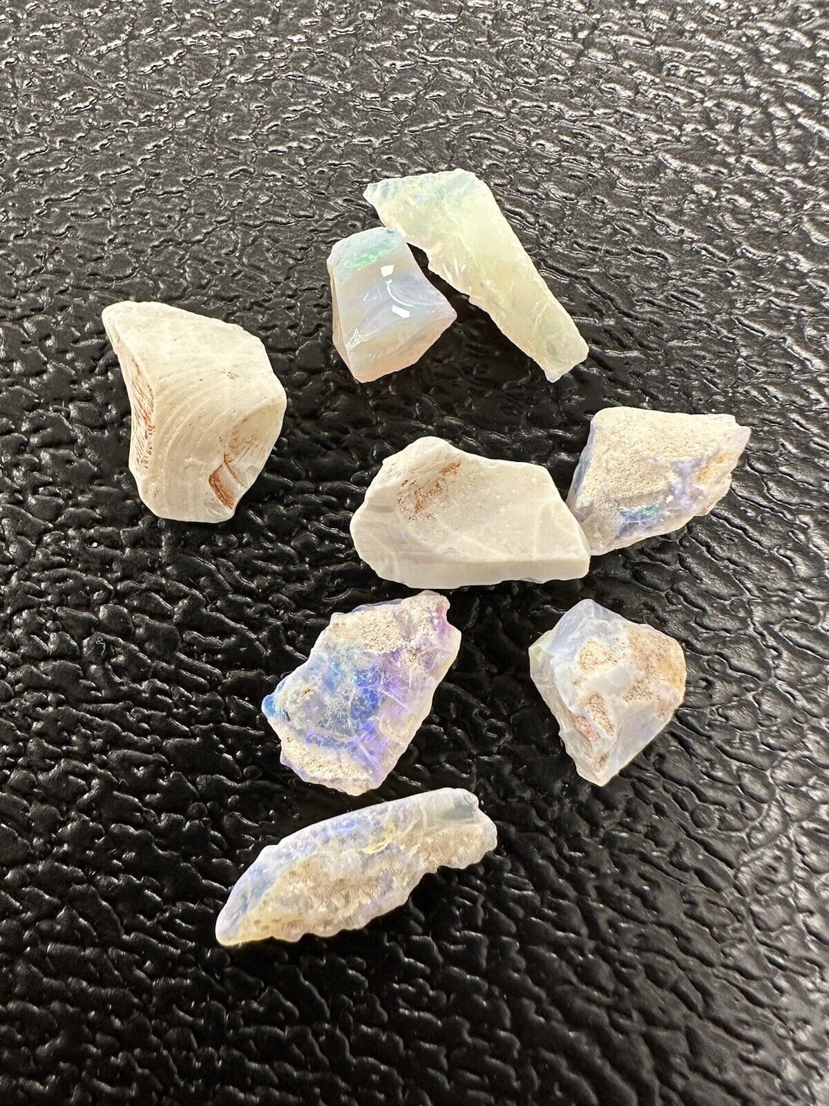 Lot Of Welo Opals - Weight 6.1 Grams (8 Pieces) #WO6