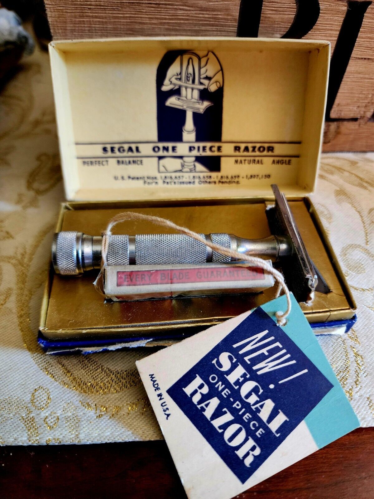 Vintage SEGAL Razor Set in Box  1930's With Unopened Barber KEEN Razors AND TAG