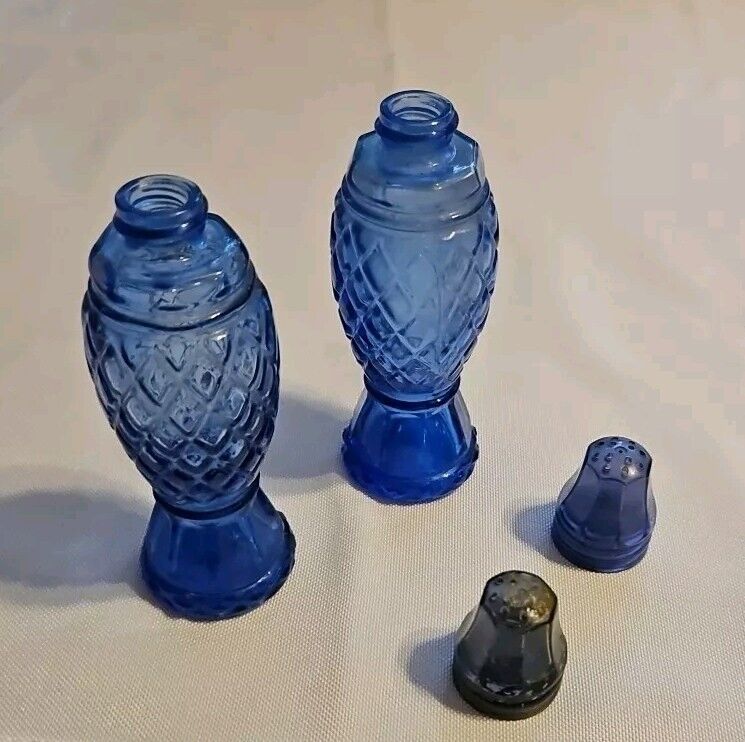 Vintage Salt and Pepper Shakers Avon Crystal Blue Glass Collectable 