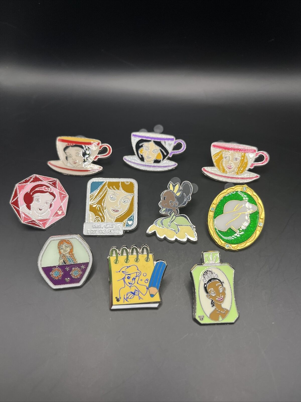 Disney princess trading pins Lot Of 10