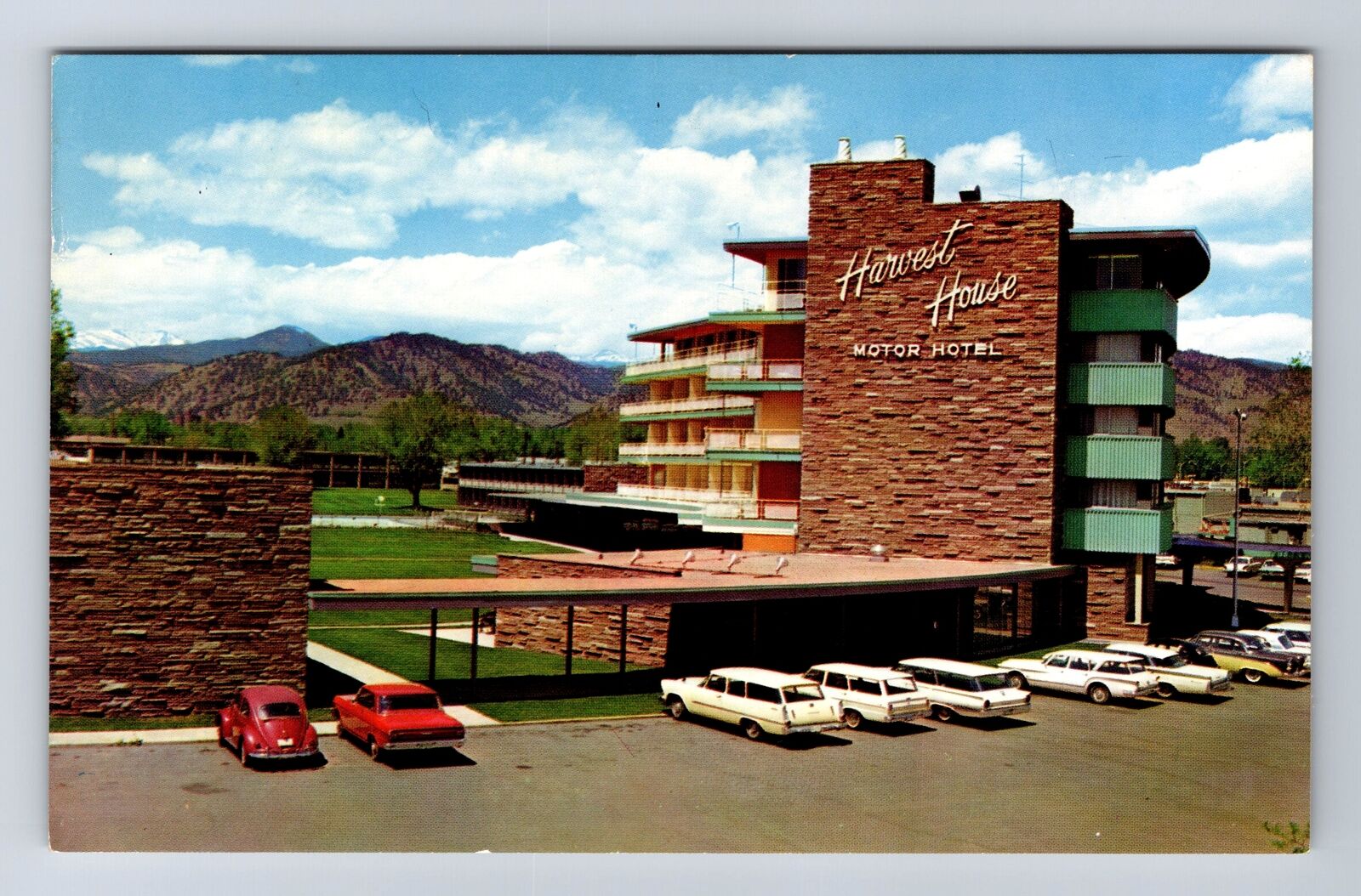 Boulder CO-Colorado, Harvest House Motor Hotel, Advertisement, Vintage Postcard