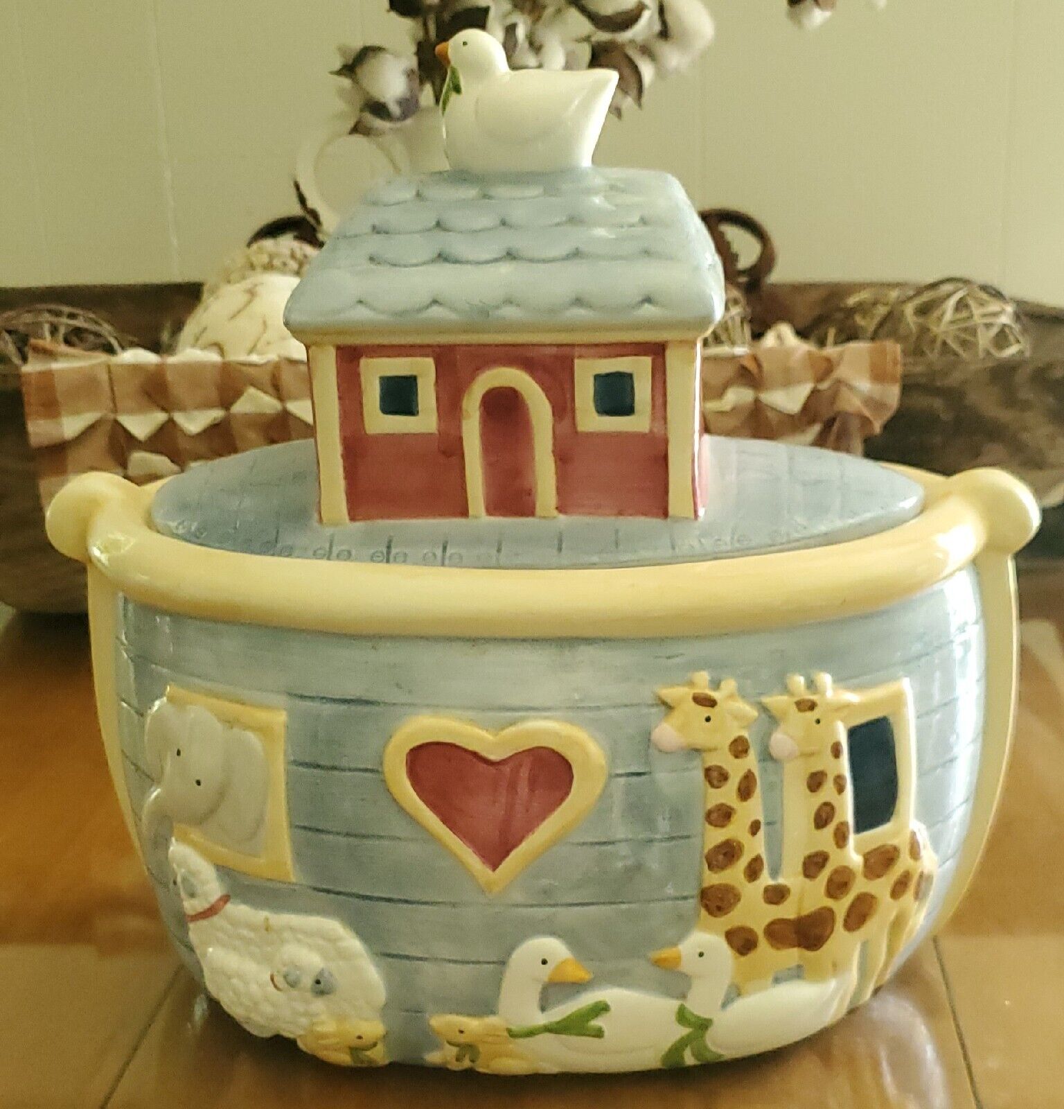 Gorgeous Vintage Noah\'s Ark Large Cookie Jar By Susan Winget 12.5\