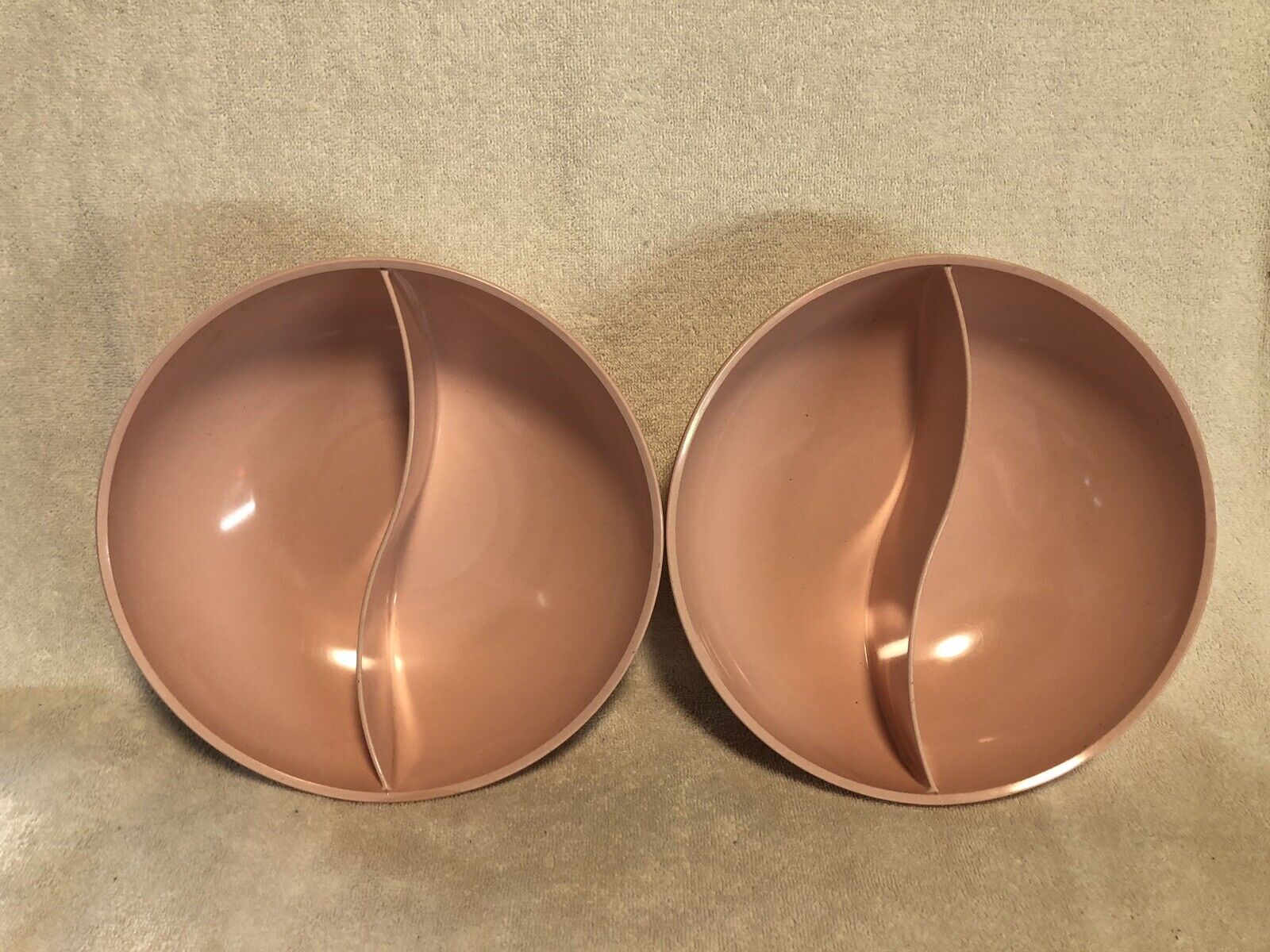 Pair Vintage Ovation By Westinghouse Round Divided Pink Serving Bowls:Pink