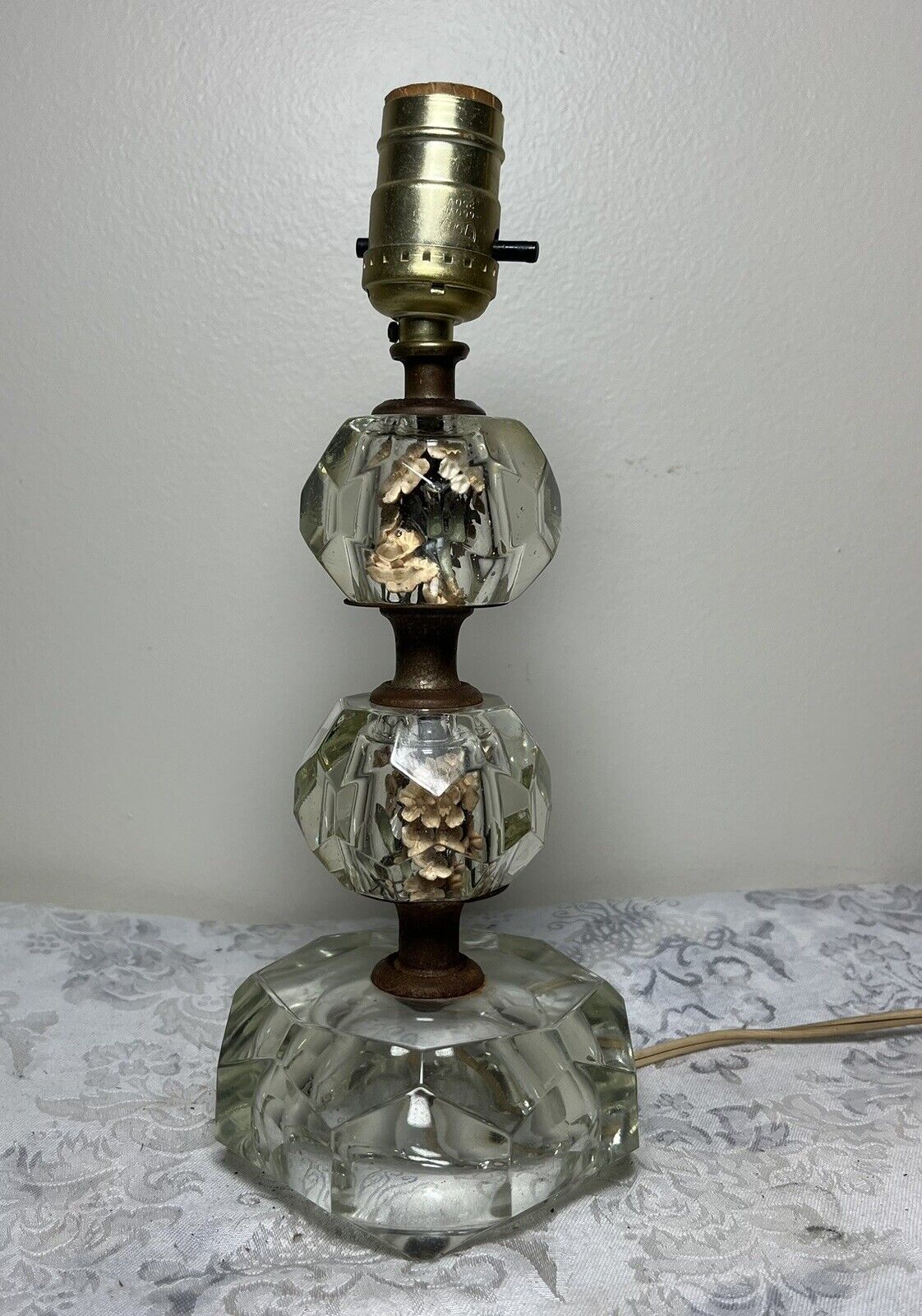 Vtg / Antique Table Lamp Crystal / Glass With Flowers Inside Nice Works