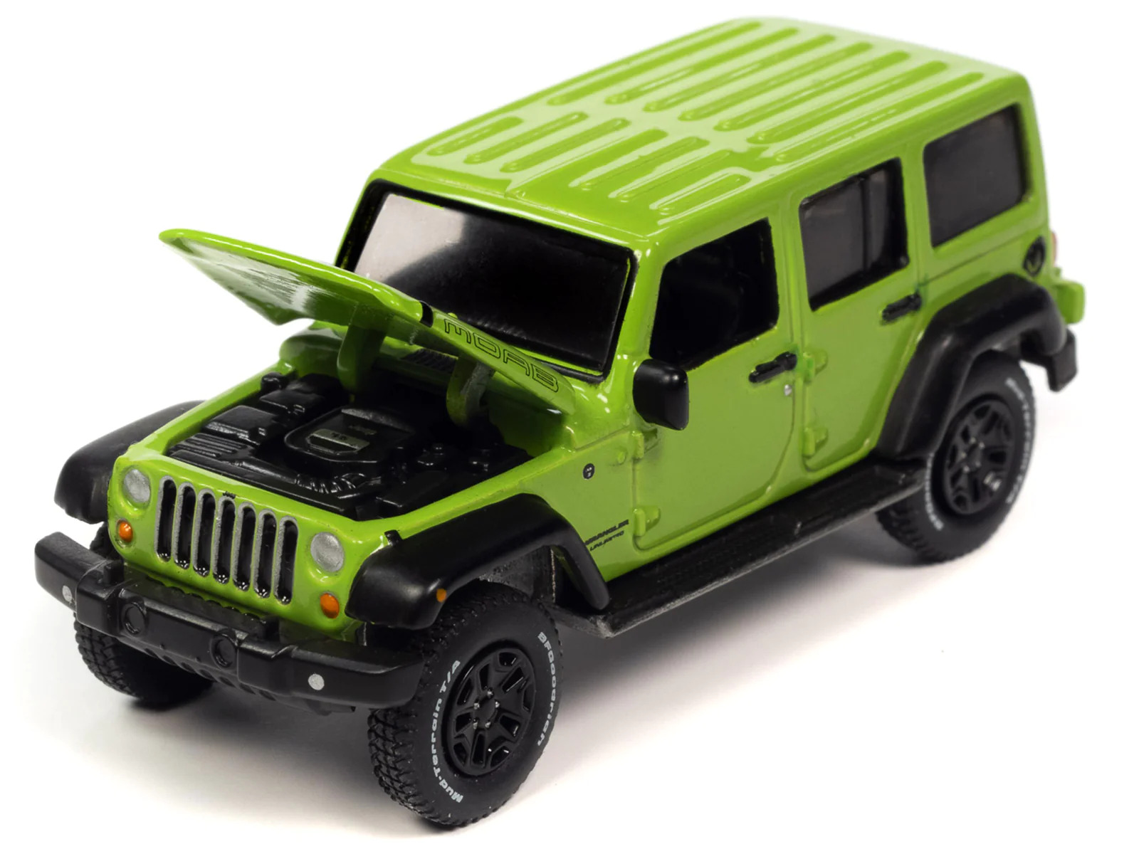 2013 Jeep Wrangler Unlimited Moab Gecko Utility 1/64 Diecast Model Car