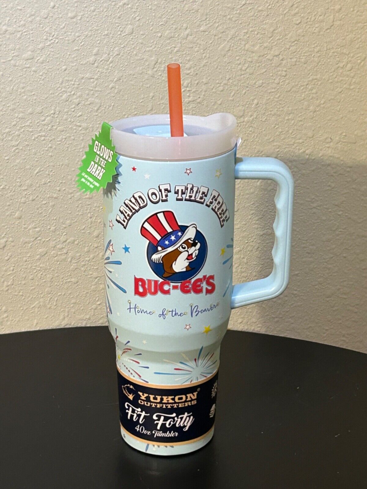 Buc-ee\'s 4th of July Glow in the Dark Yukon Fit Forty Tumbler 40 Oz Cup