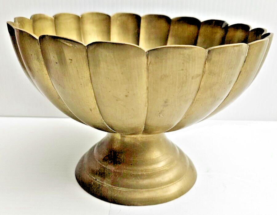 VINTAGE | scalloped brass centerpiece pedestal bowl made in India