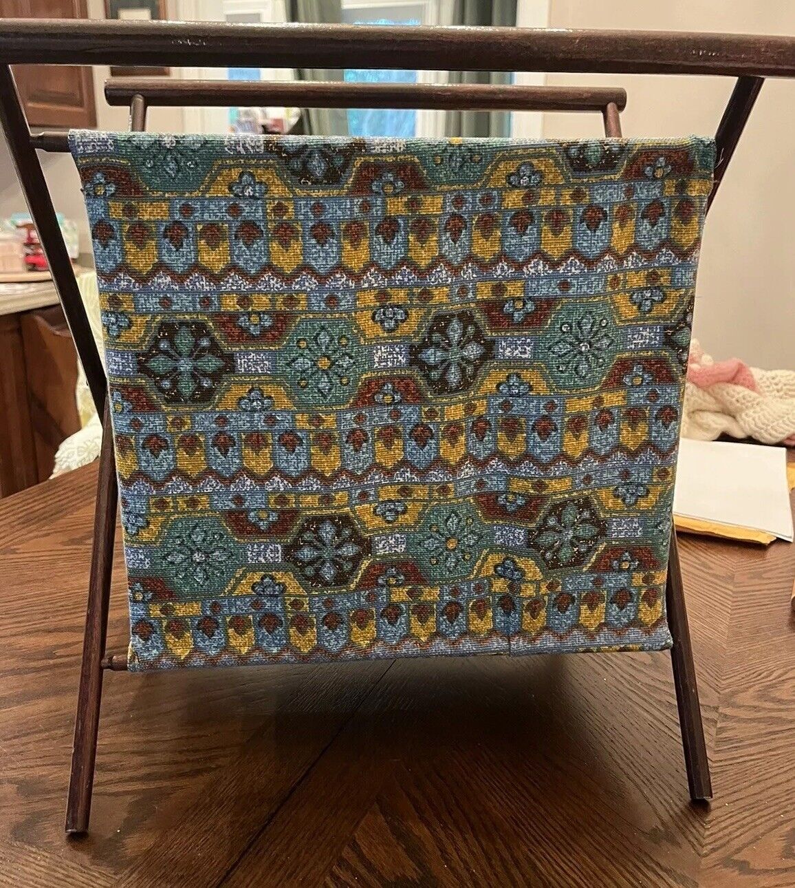 Vintage Knitting Sewing Craft Yarn Caddy Basket Bag Folding Wood Frame Handle