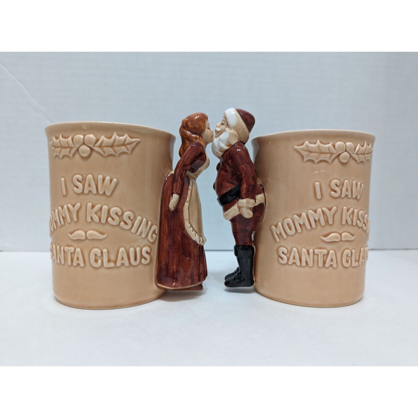 1979 Enesco I saw Mommy Kissing Santa Clause pair decor cups holiday 5 inch rare