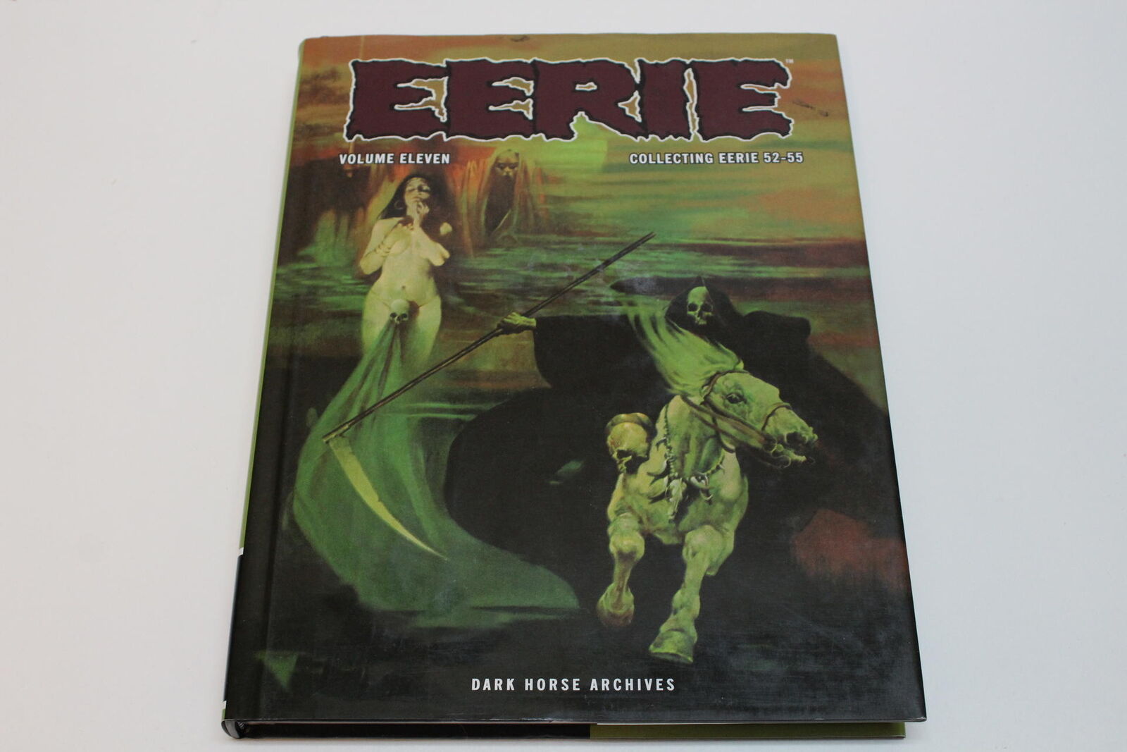 Eerie Archives Volume 11 Collecting Eerie 52-55 Dark Horse Books