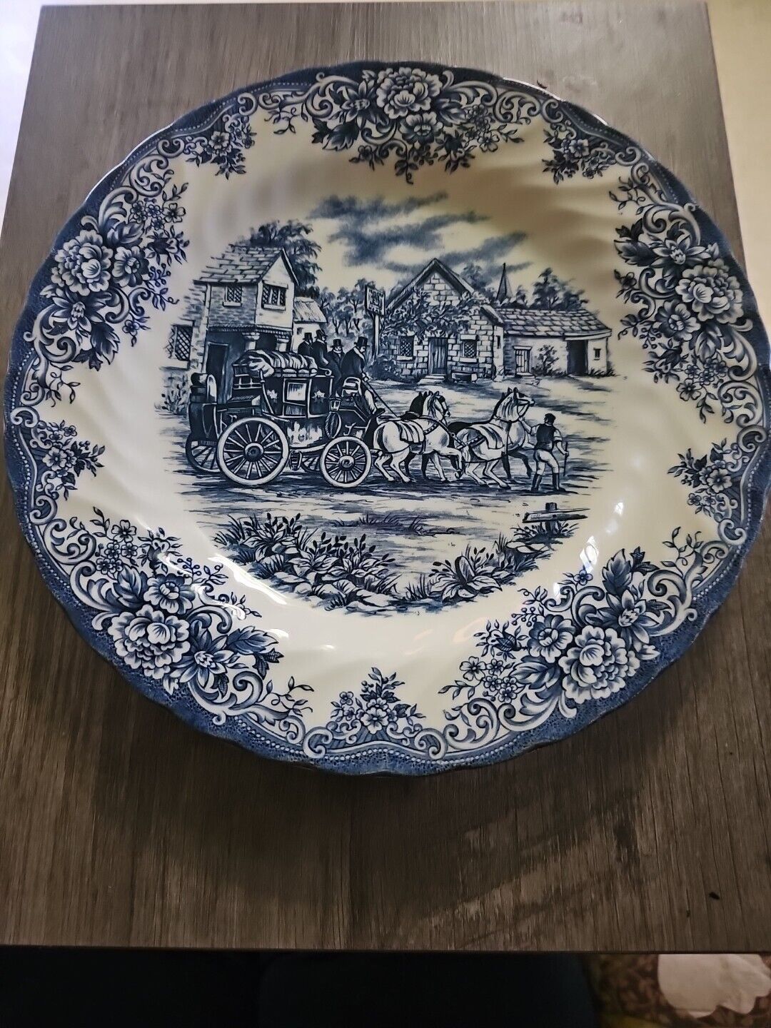 Royal Stafford dinner plate,stagecoach,horses