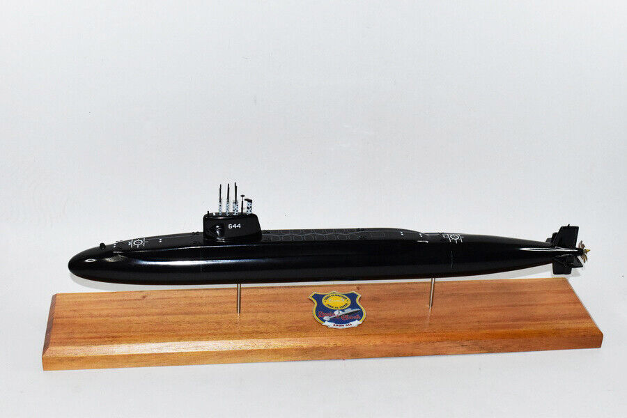USS Lewis and Clark SSBN-644 Submarine Model(BlackHull),Scale