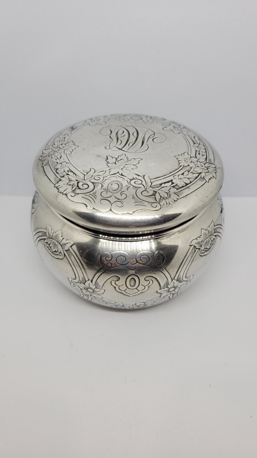 Antique Vintage Gorham Sterling Silver Powder/ Dresser Jar, 193.3 grams,  4 1/8\